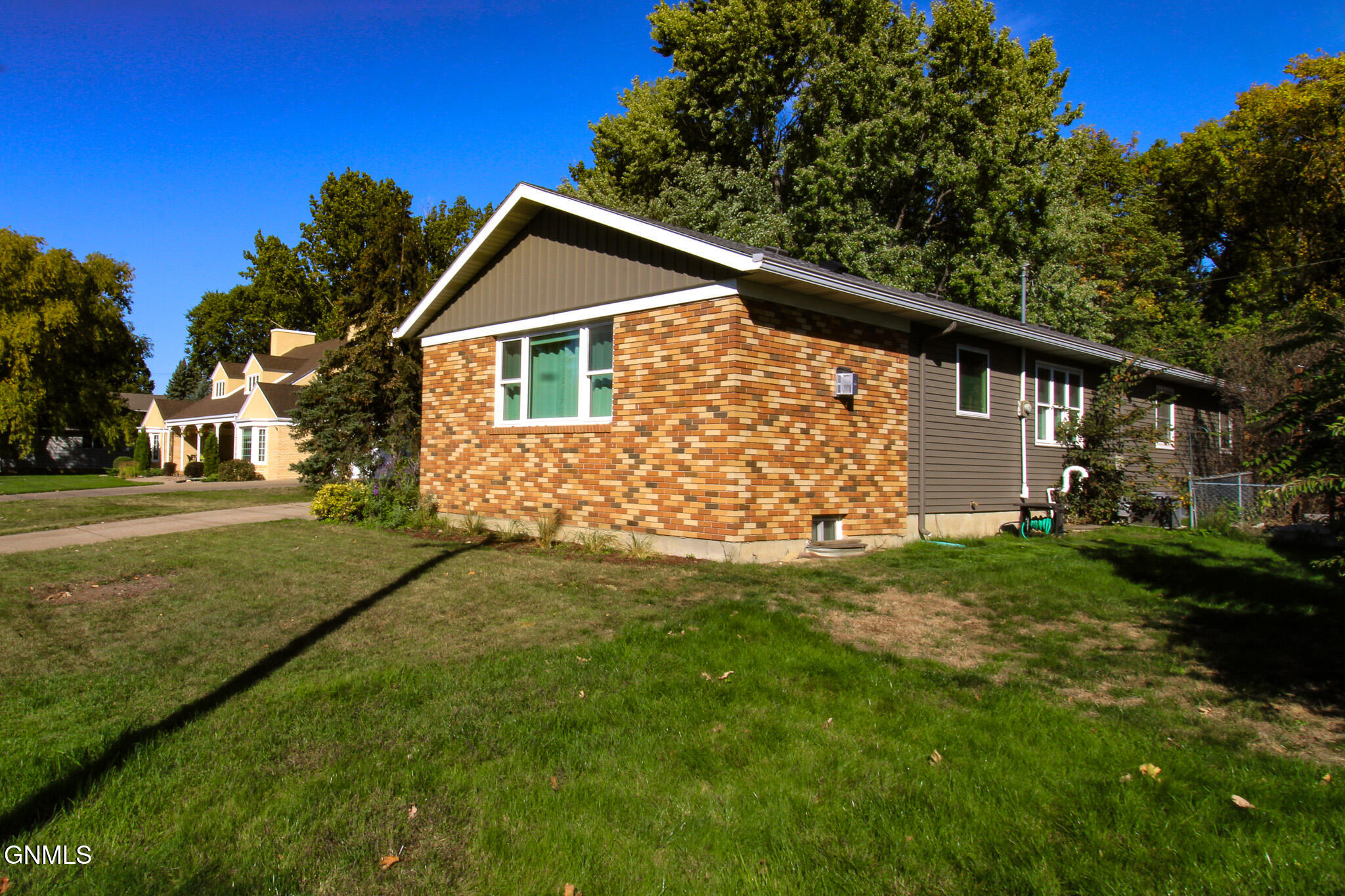 main property photo 60