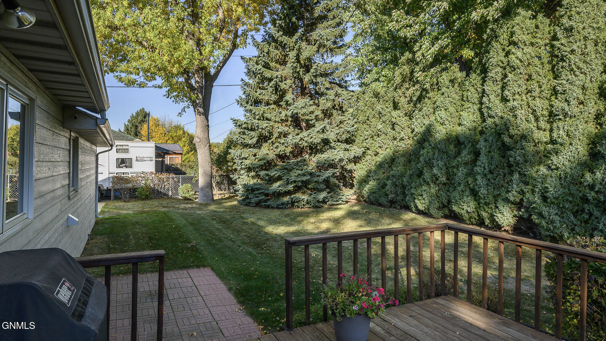 main property photo 43