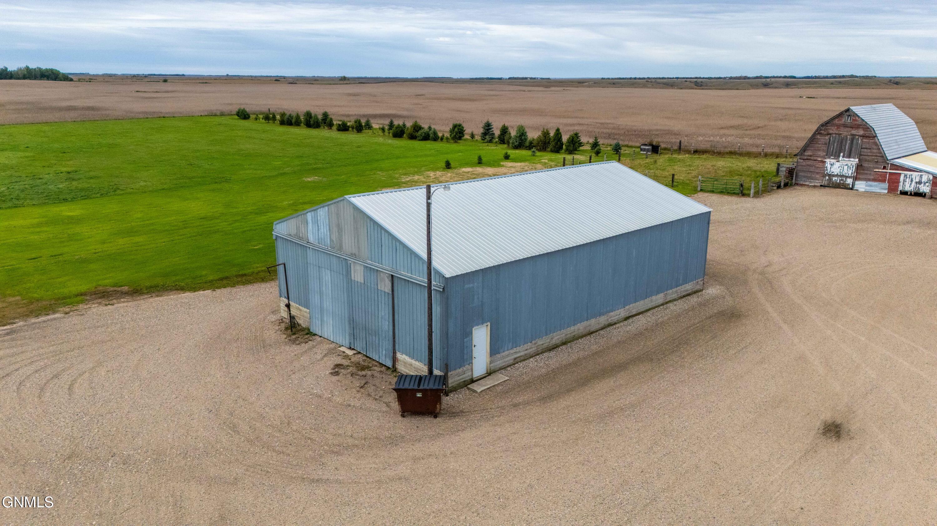 main property photo 46