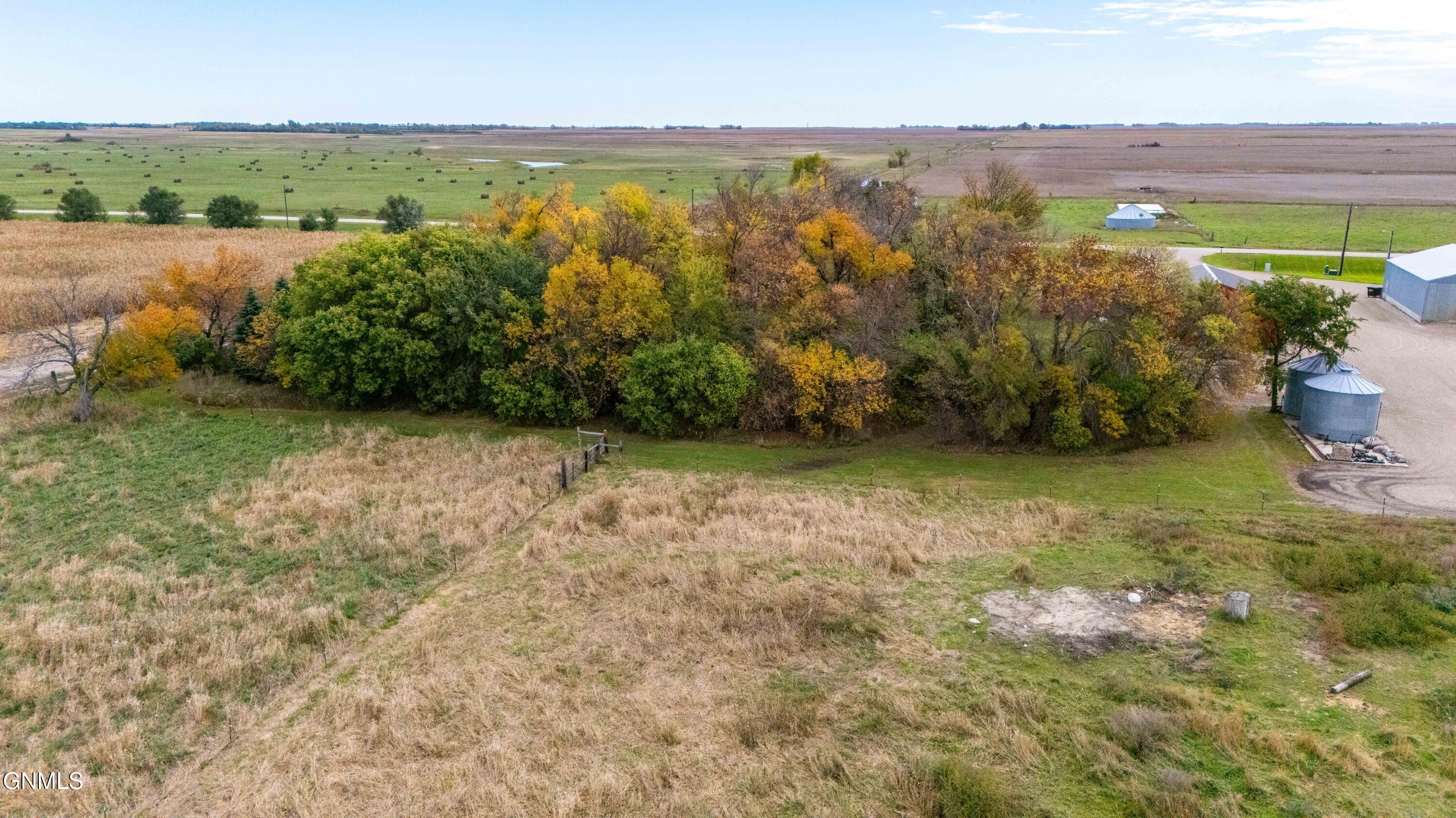 main property photo 51