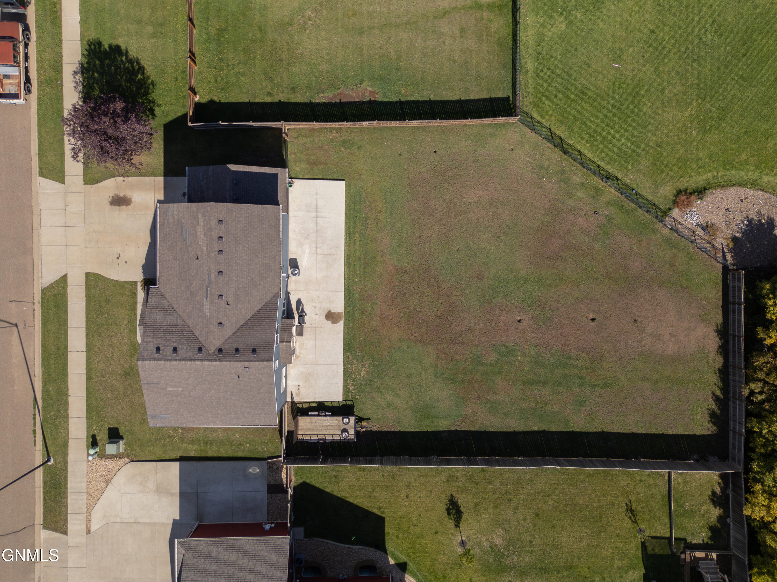 main property photo 54