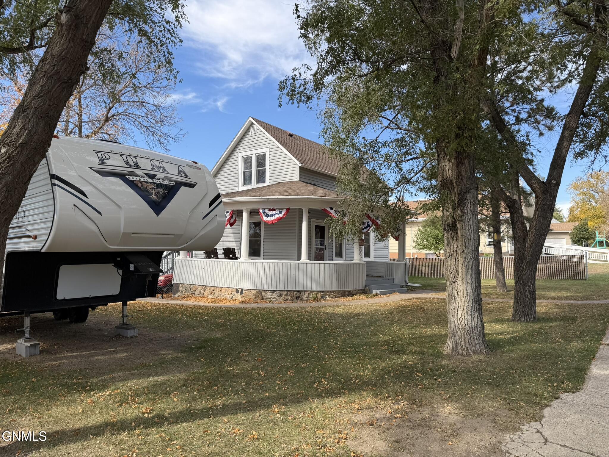 main property photo 21