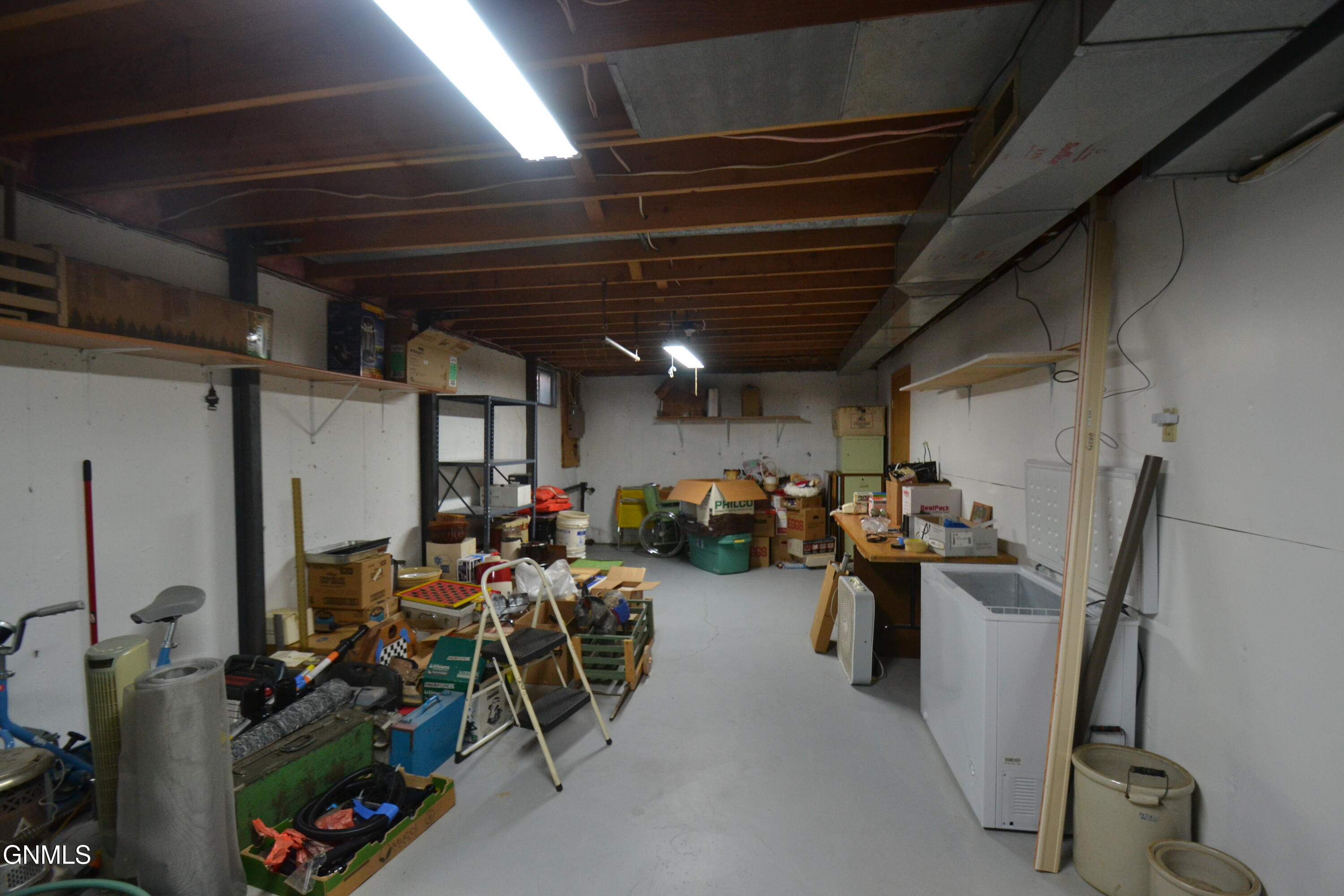 main property photo 49