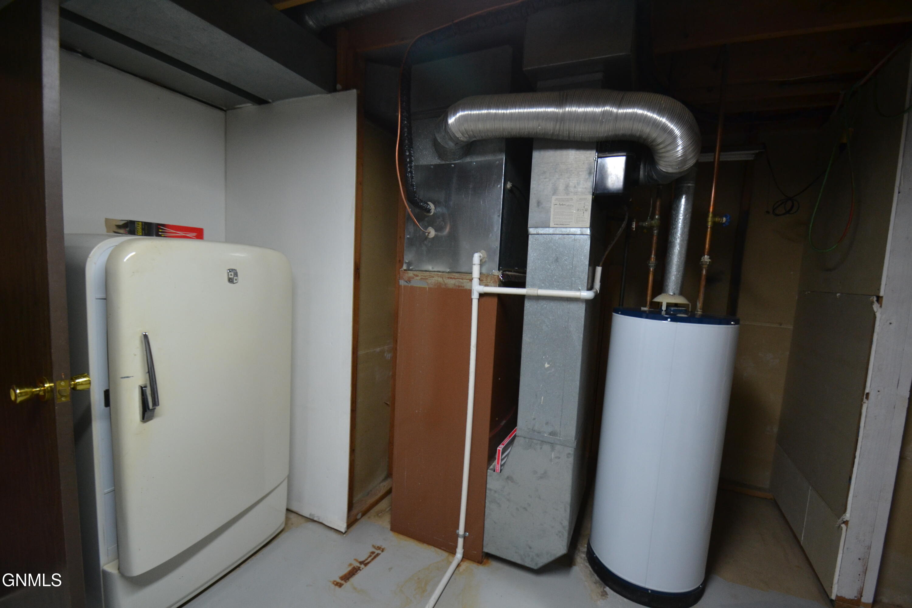 main property photo 51