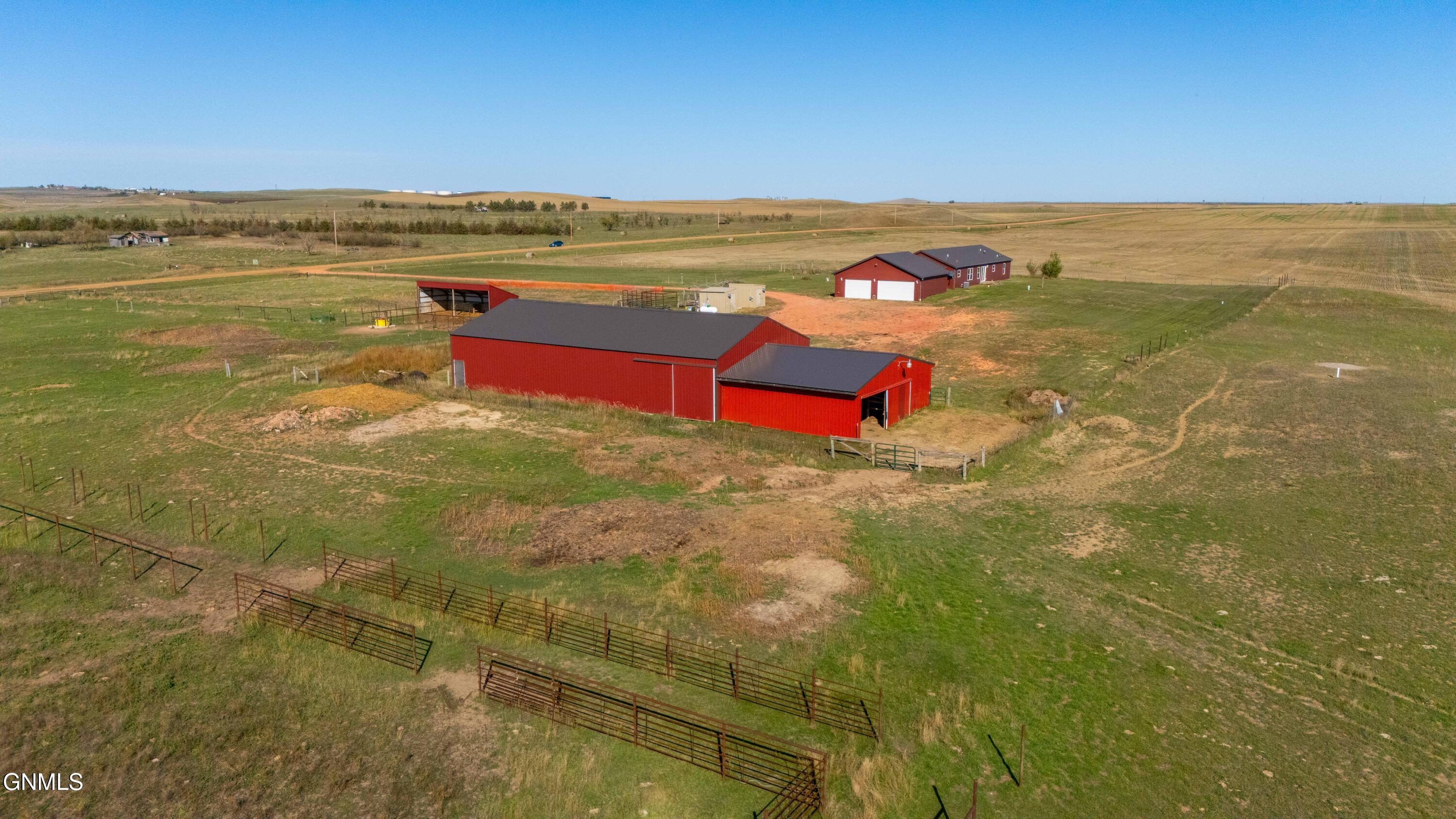 main property photo 31