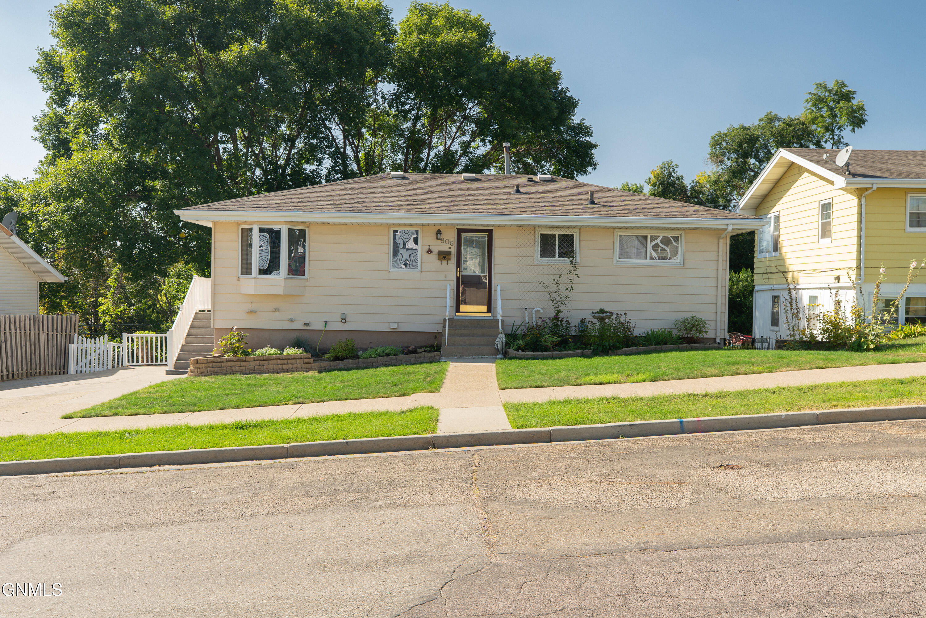 main property photo 55