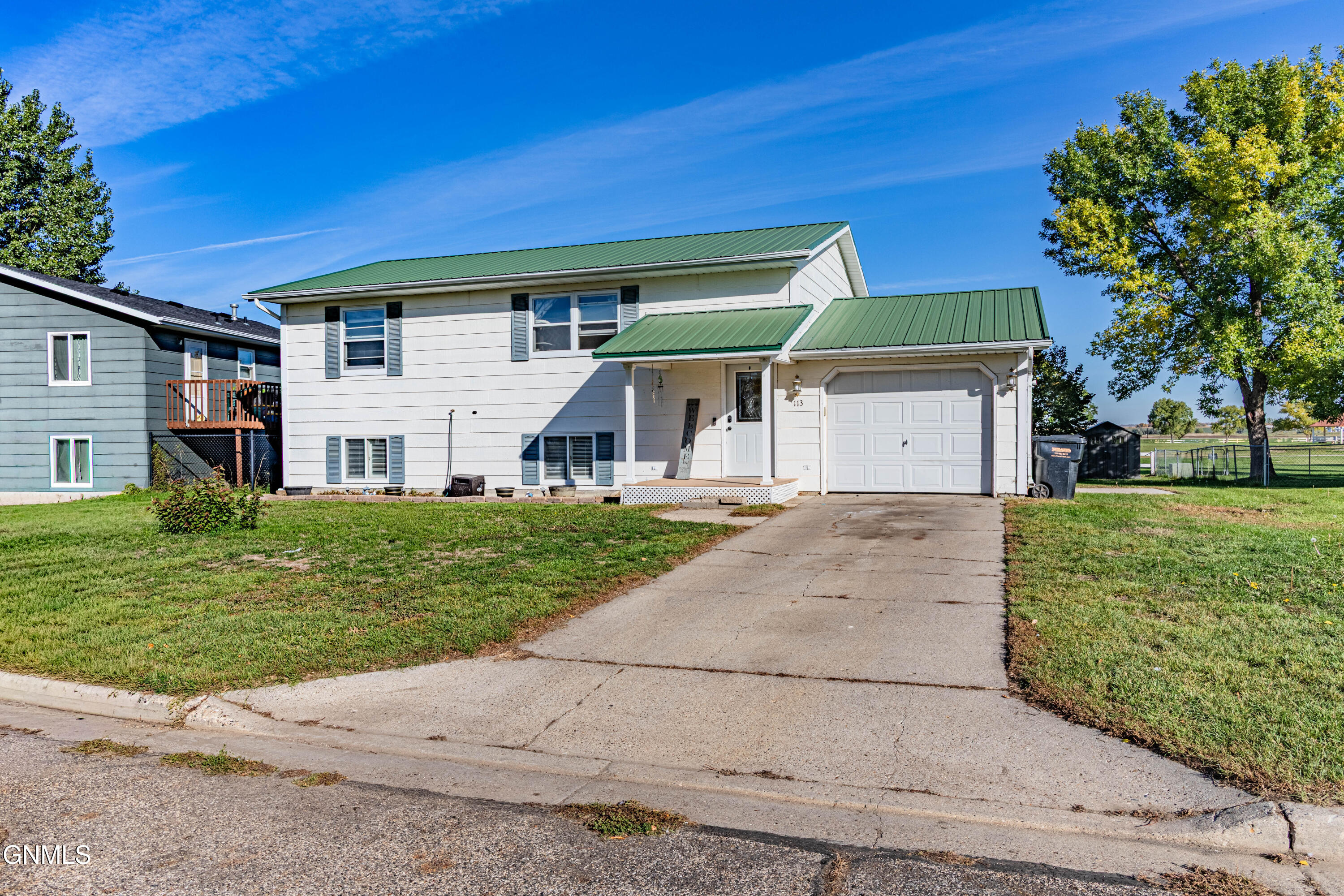 main property photo 49