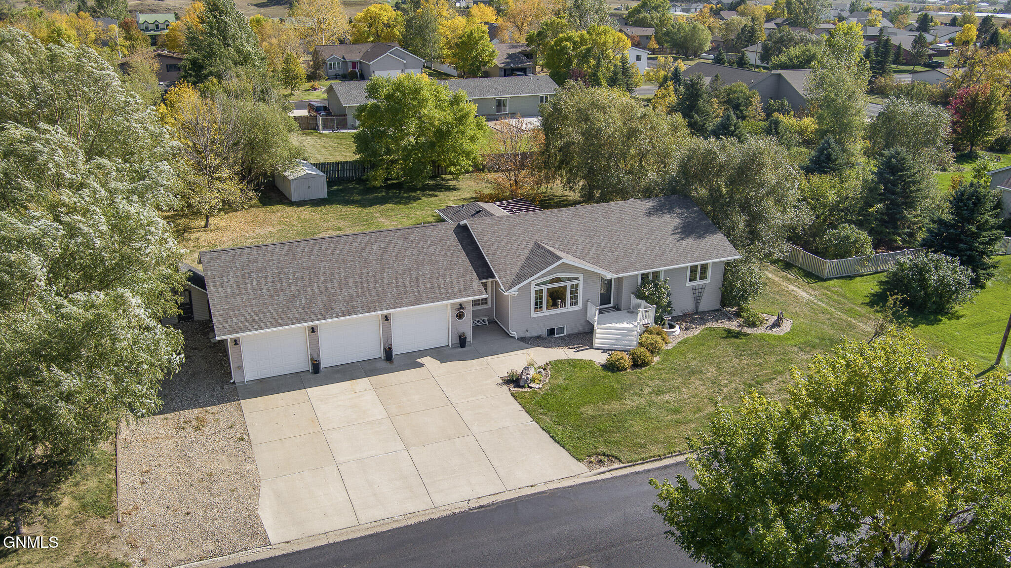 main property photo 59