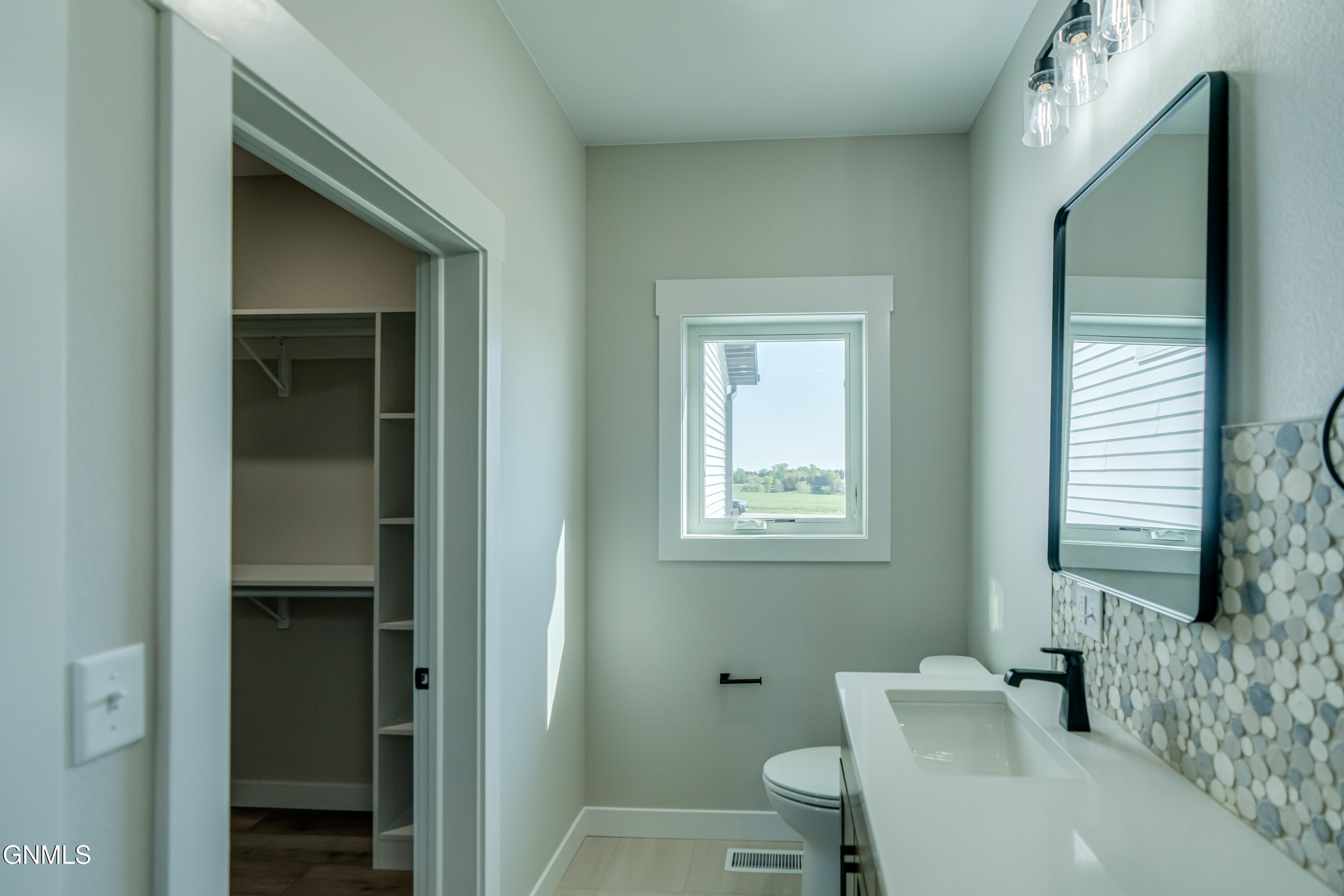 main property photo 58