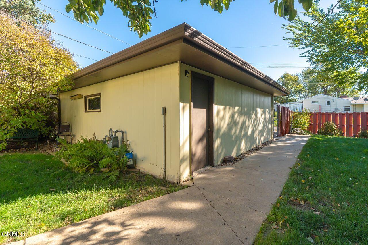 main property photo 42