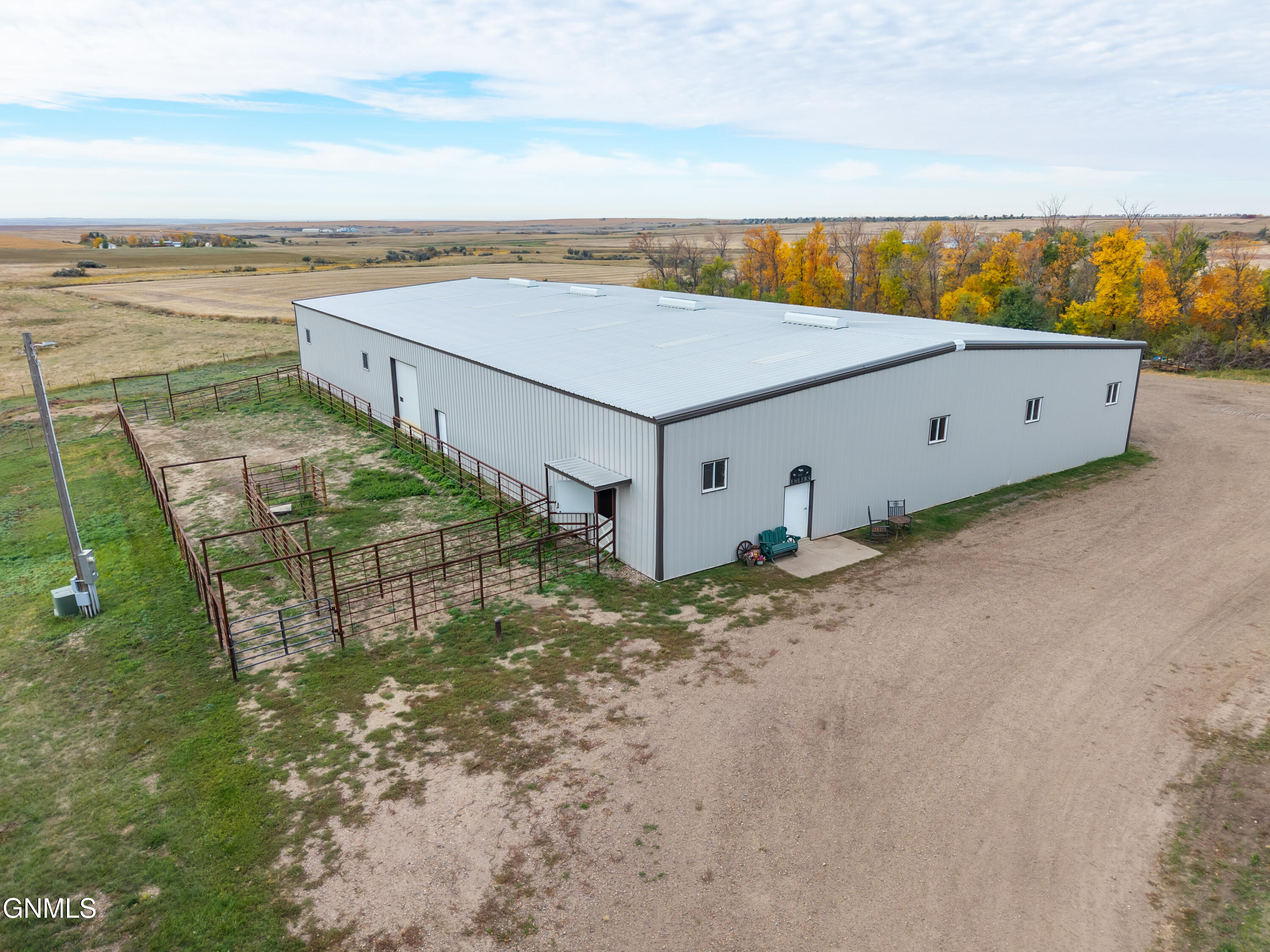 main property photo 51