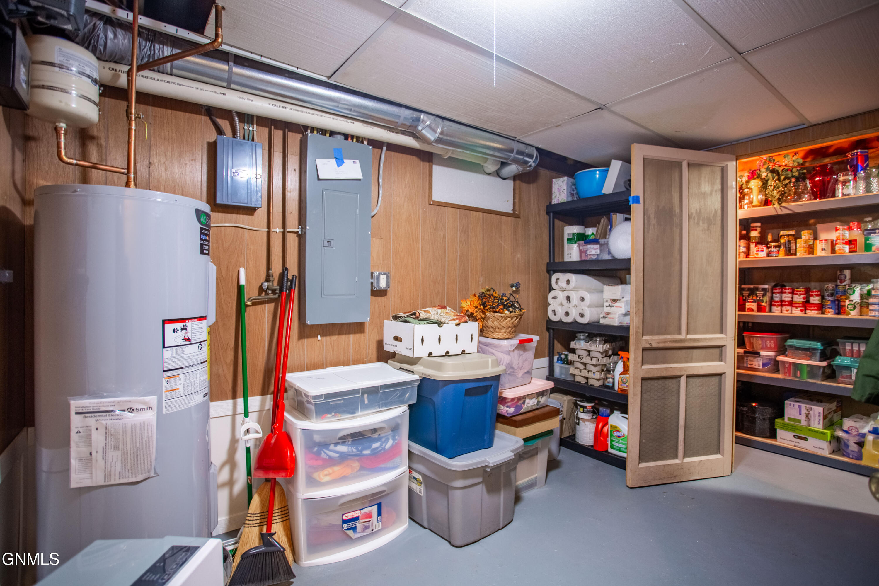 main property photo 29