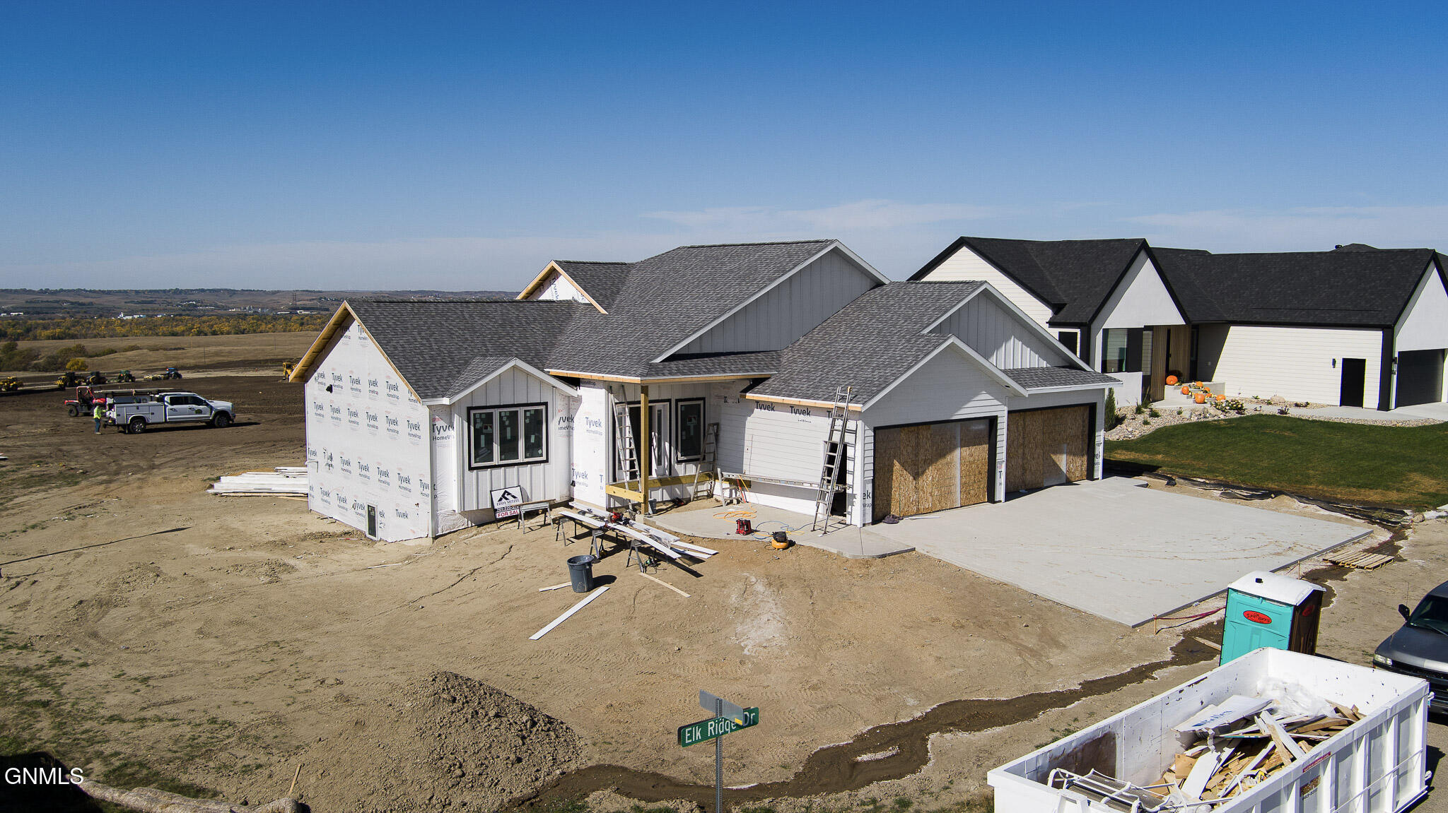 main property photo 12