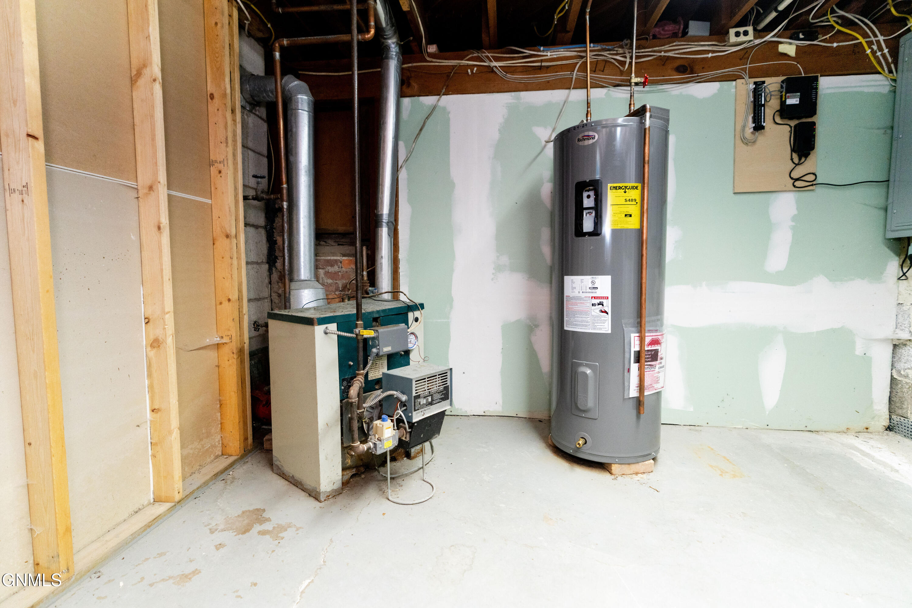 main property photo 40