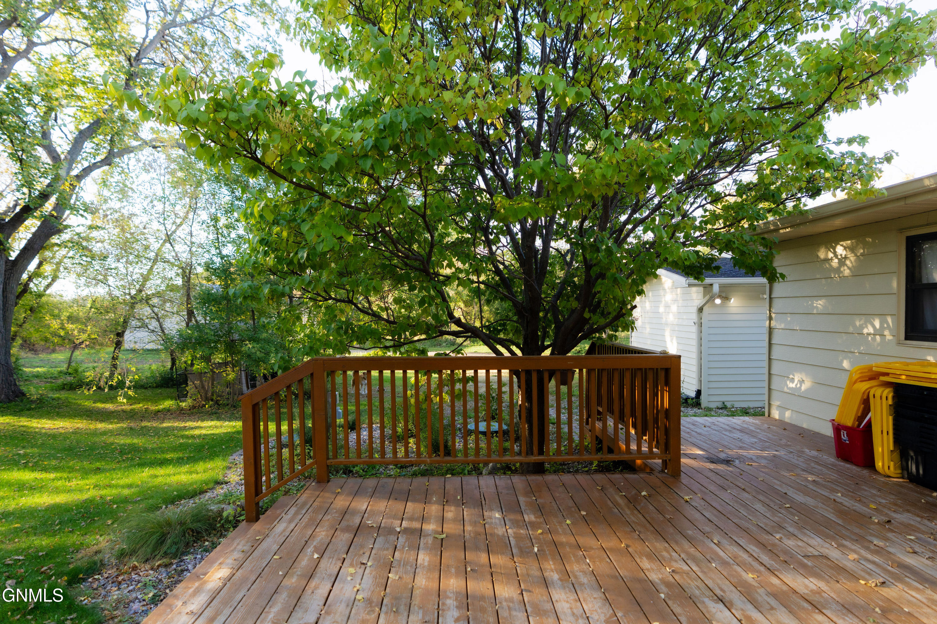 main property photo 5