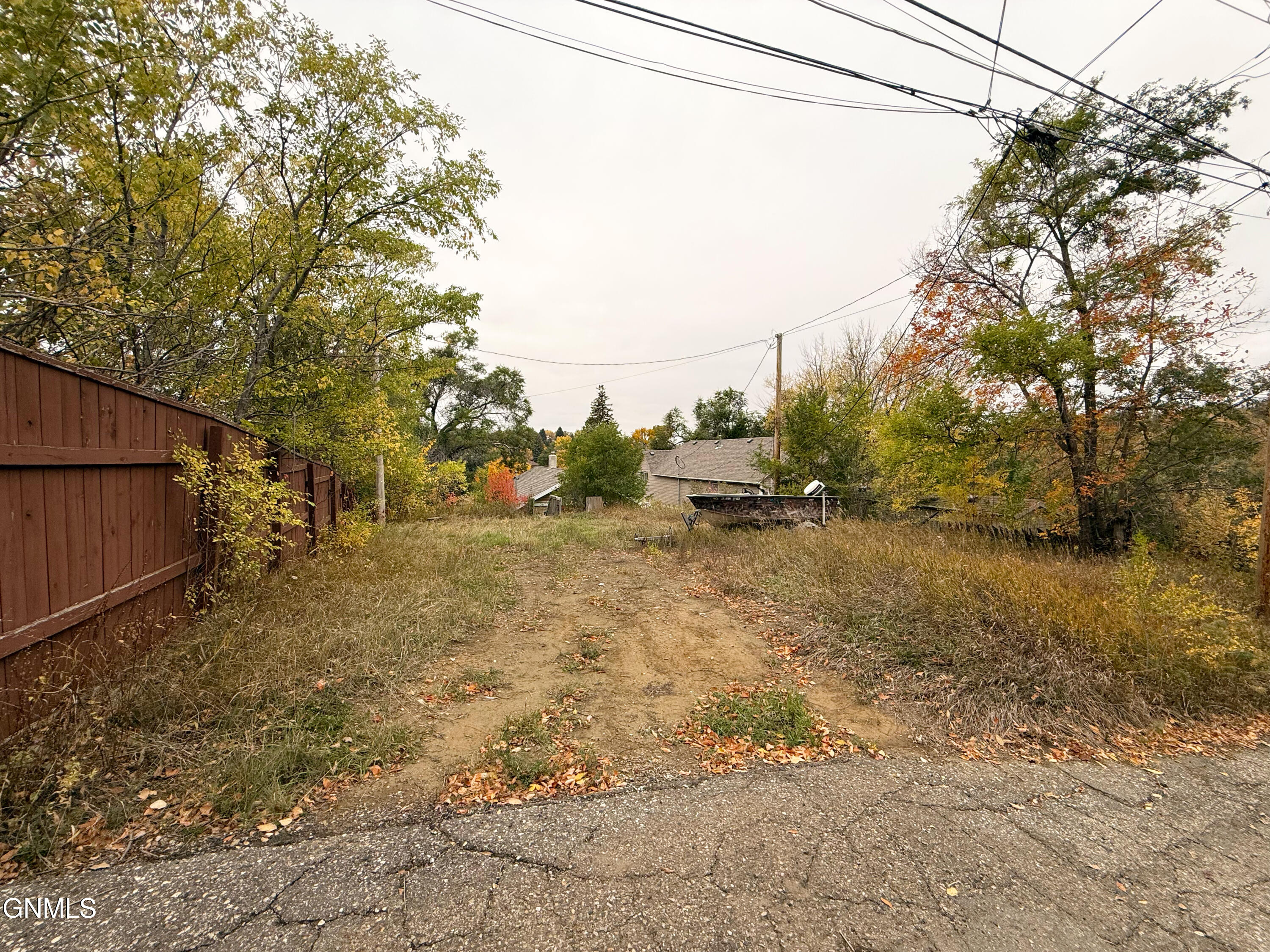 main property photo 44