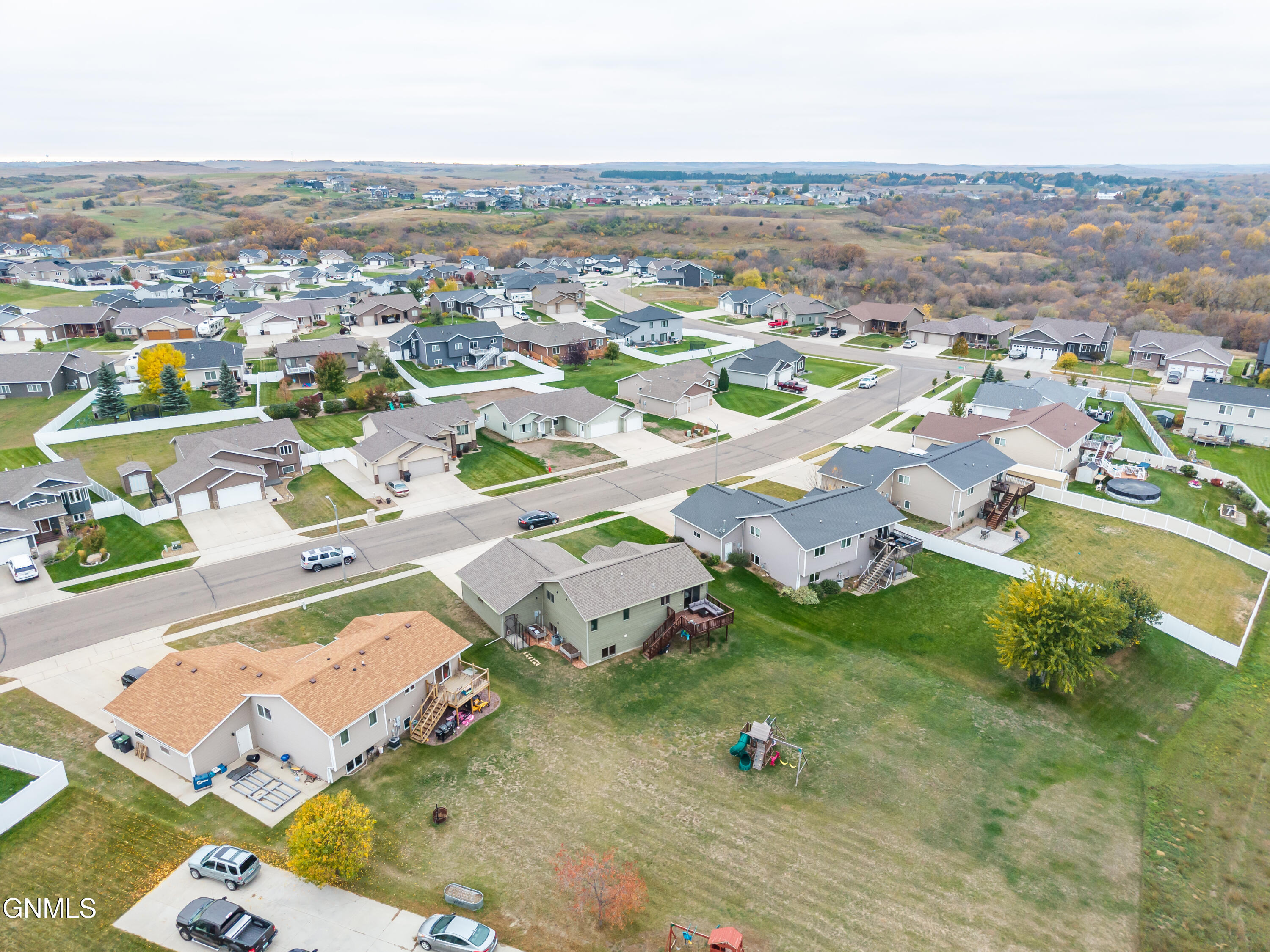 main property photo 42
