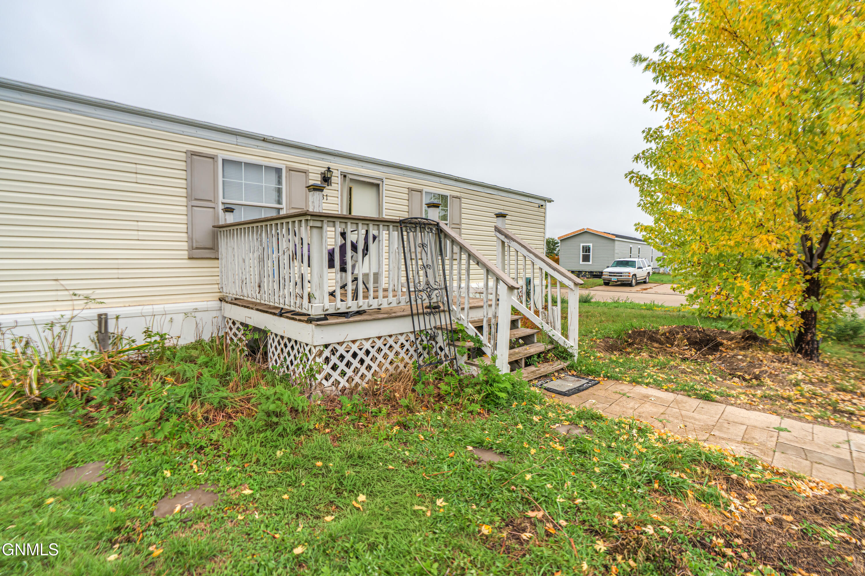main property photo 43