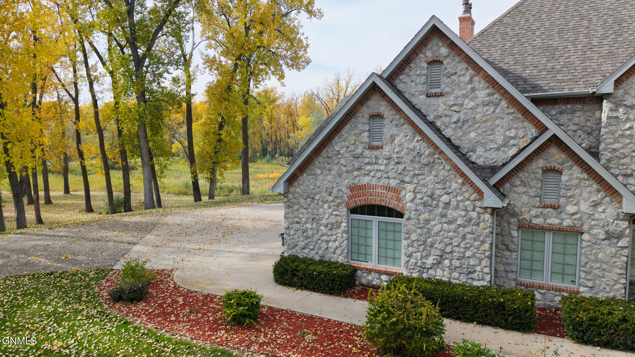 main property photo 102