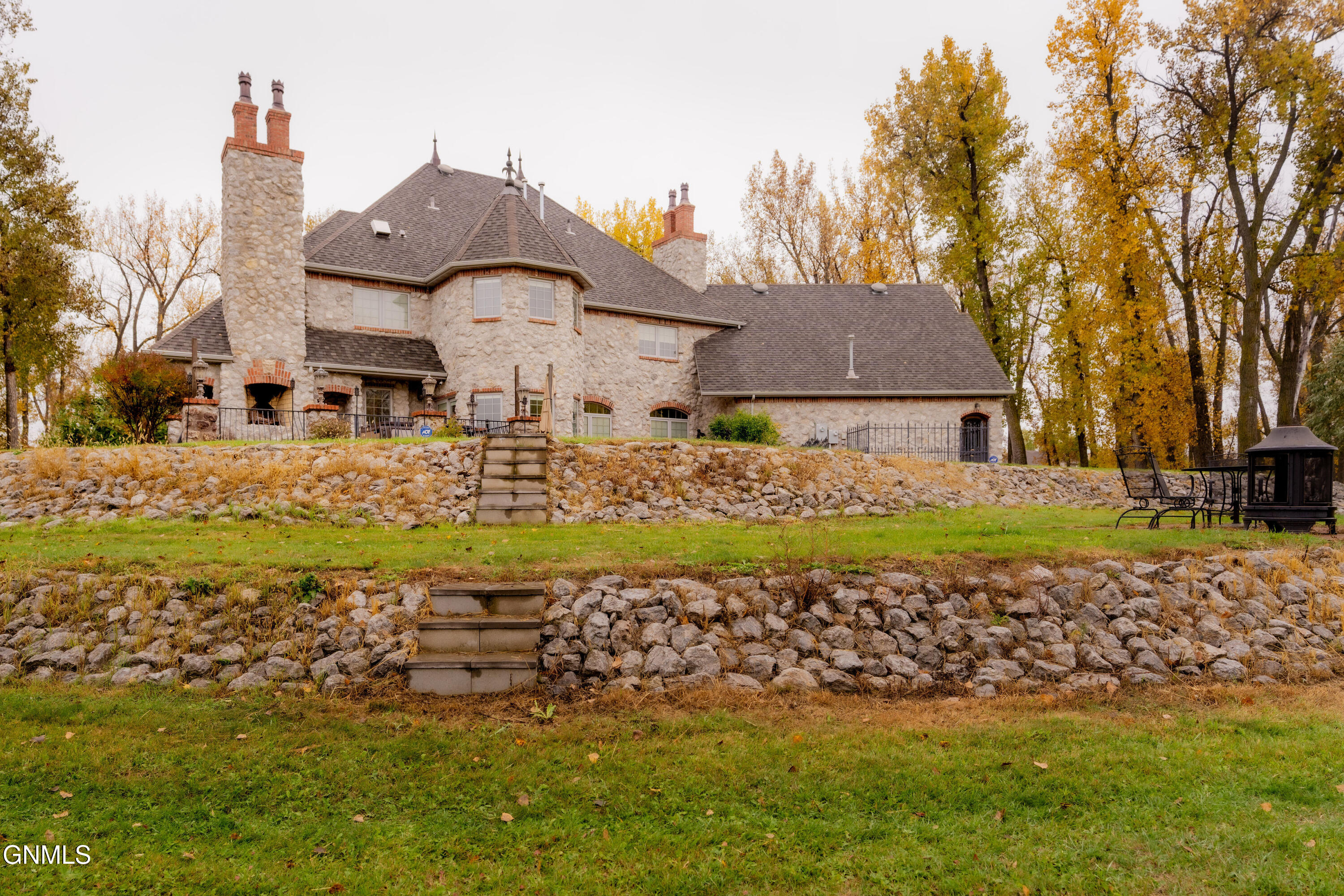 main property photo 114