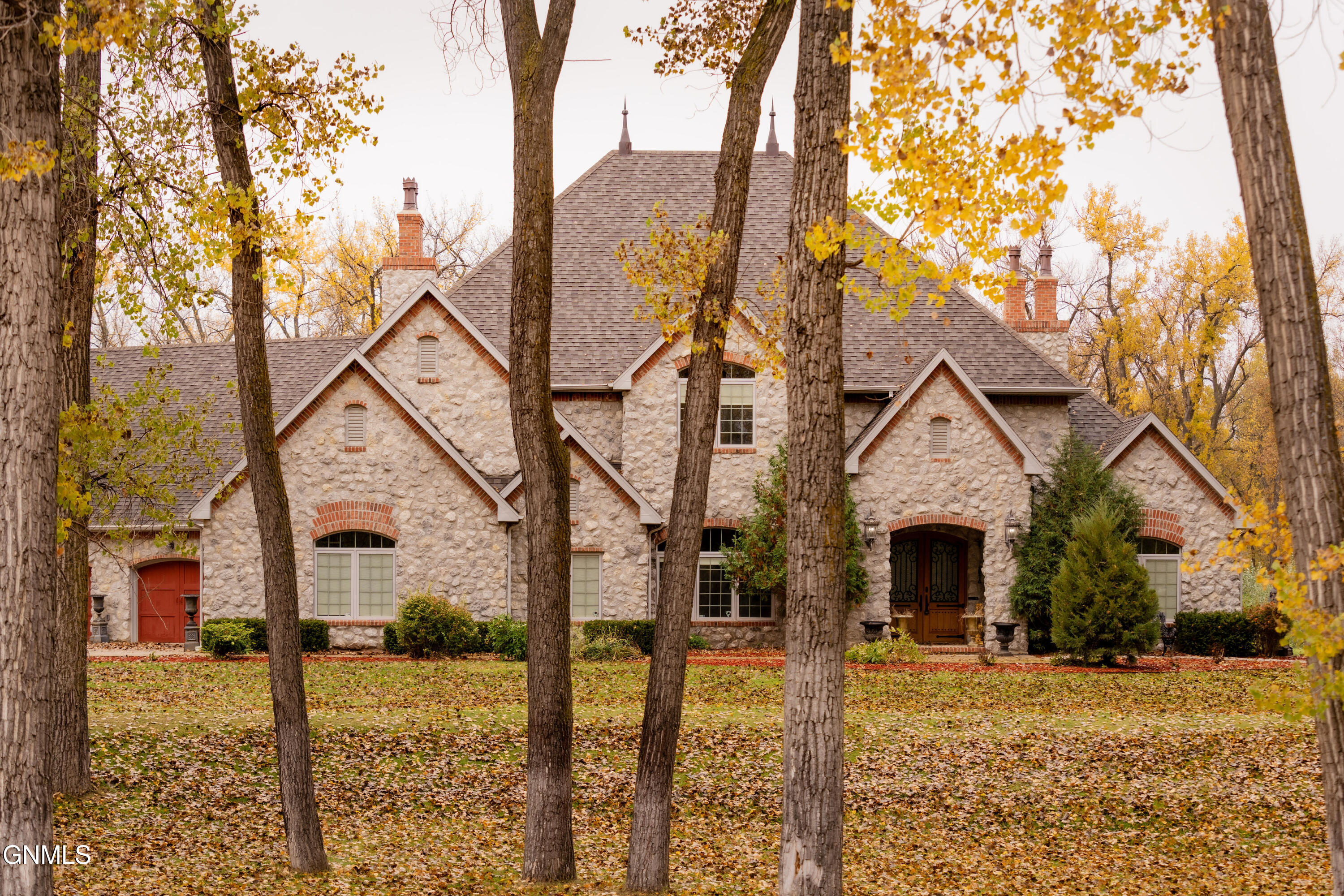 main property photo 118
