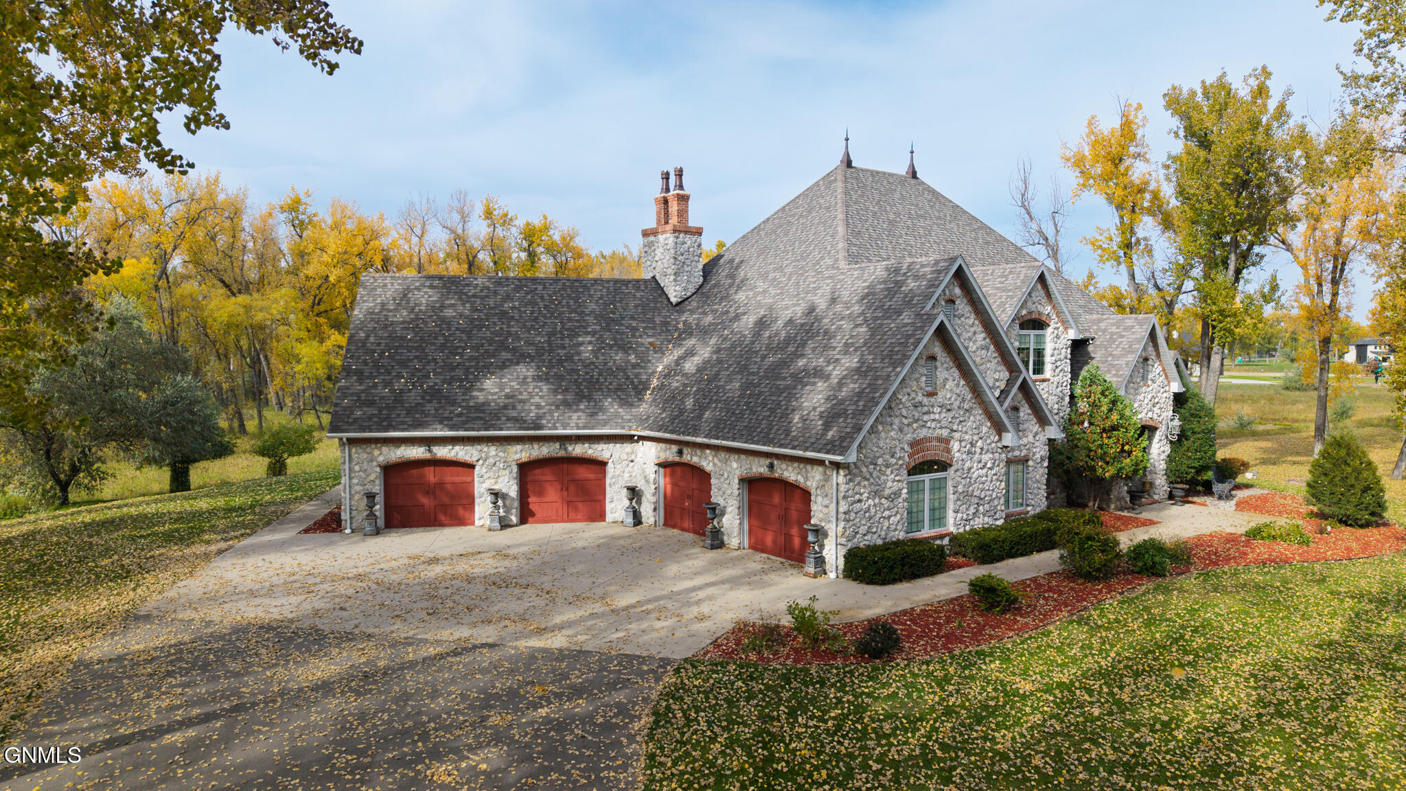 main property photo 133