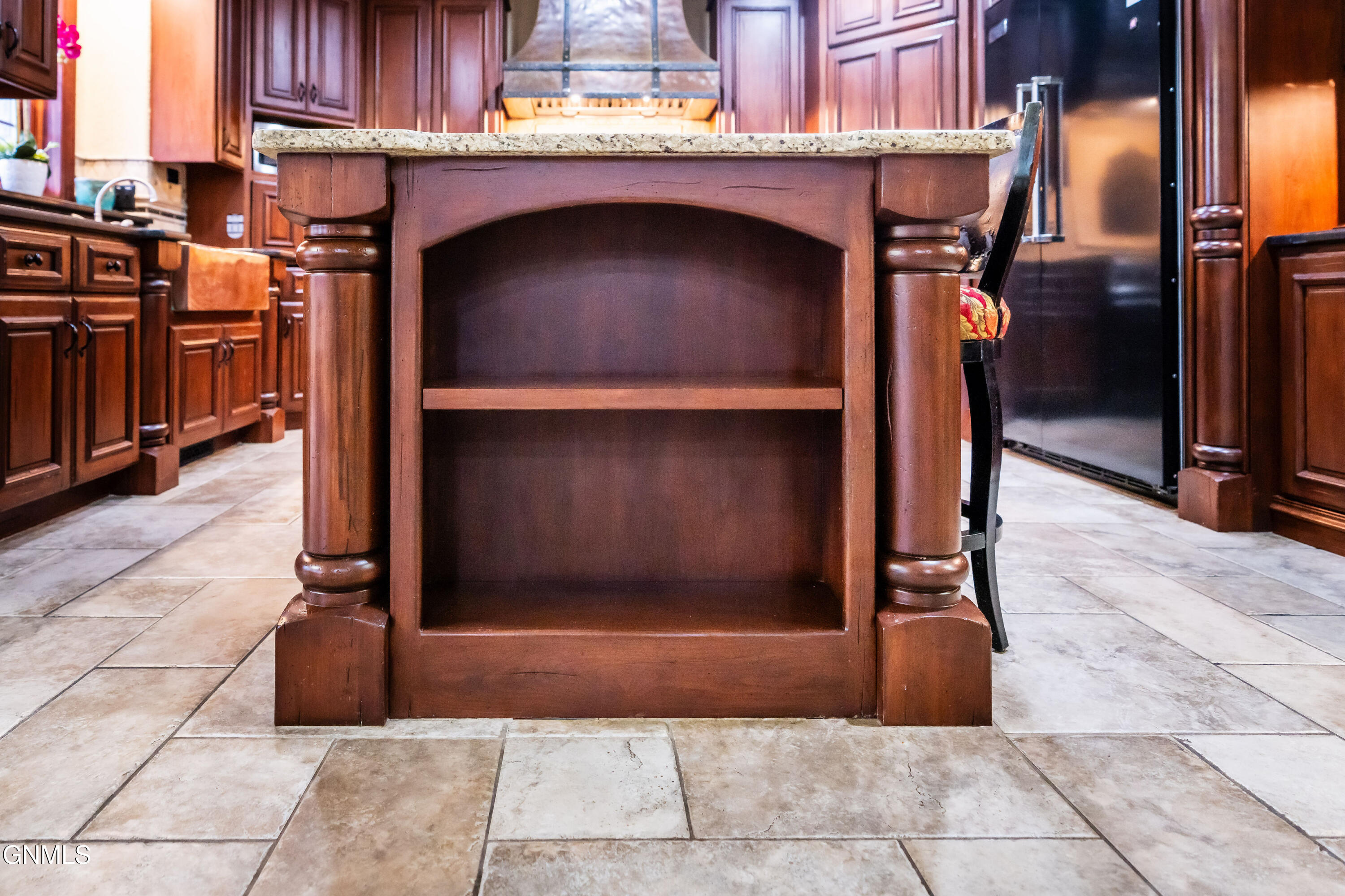 main property photo 38
