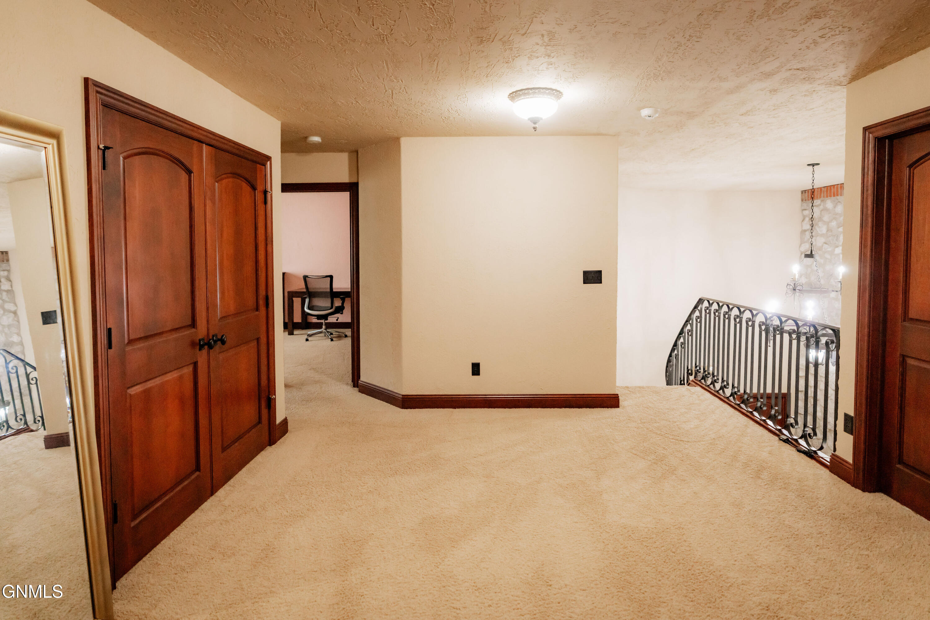main property photo 75