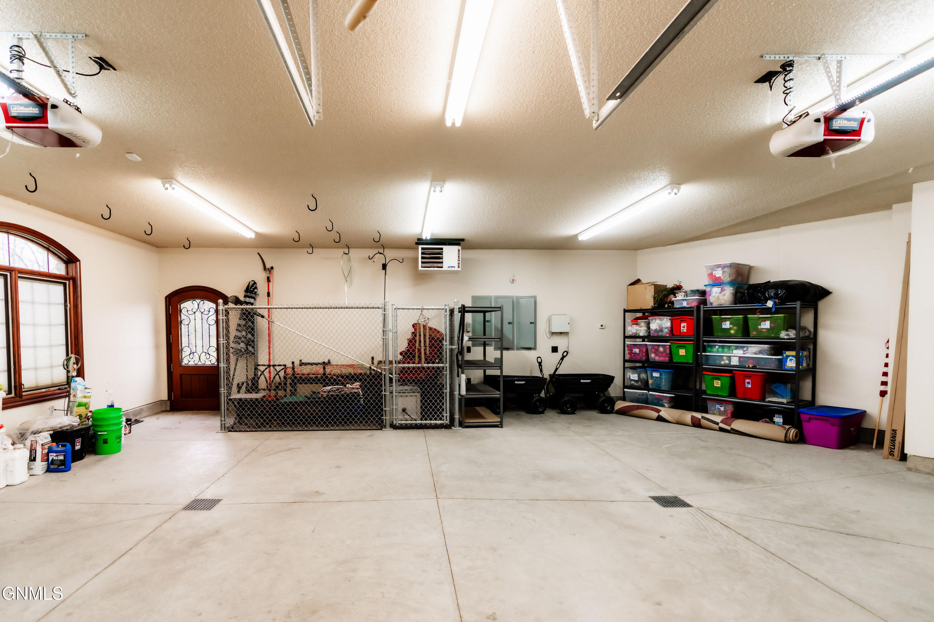 main property photo 99