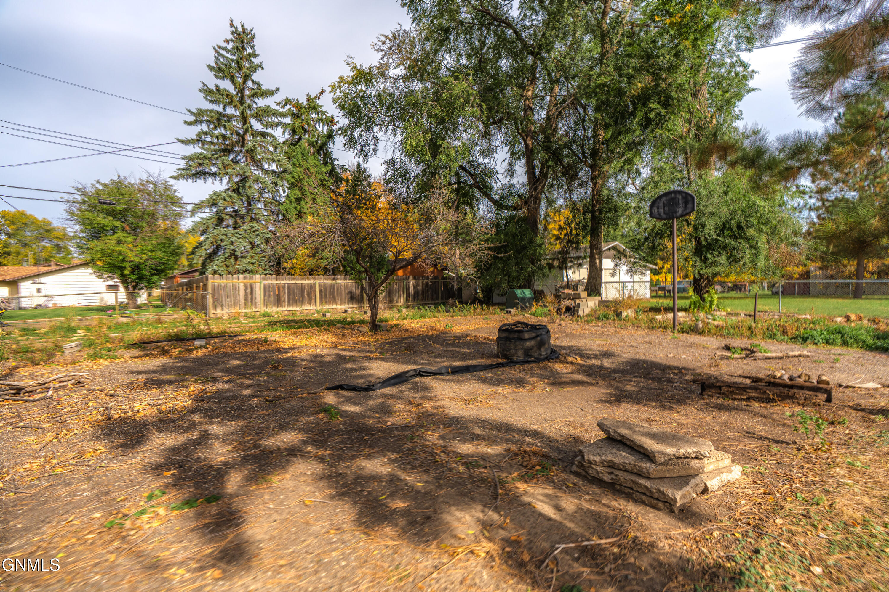 main property photo 57
