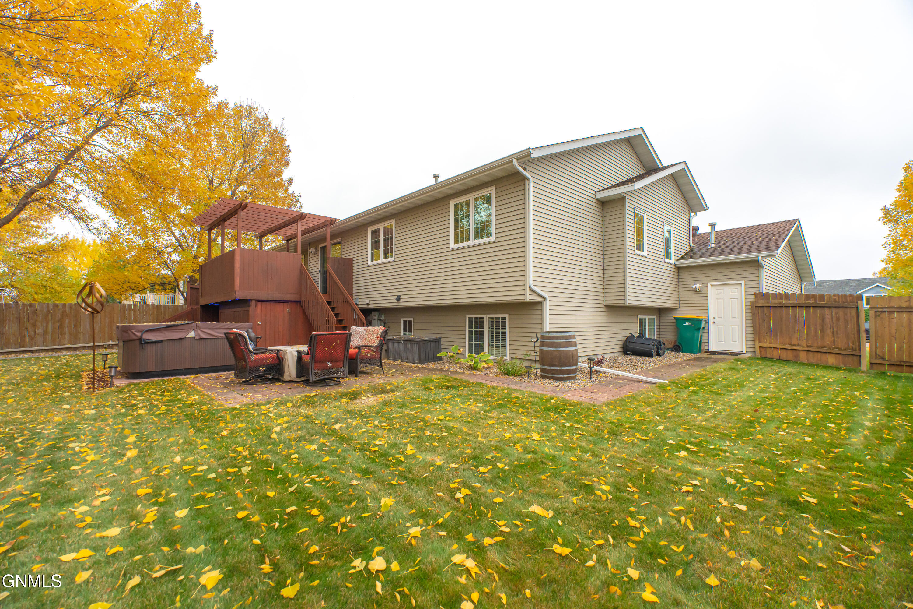 main property photo 66