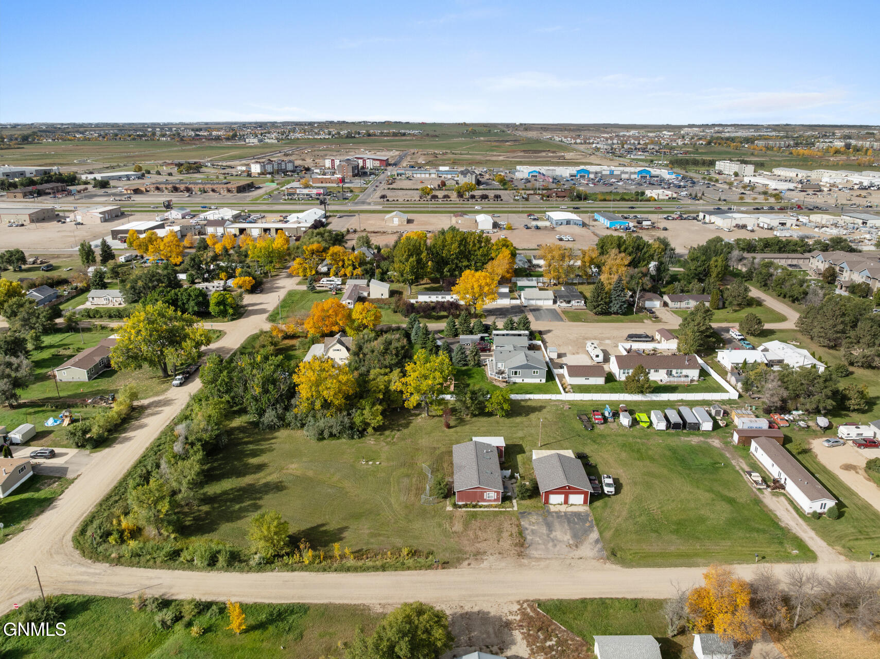 main property photo 11