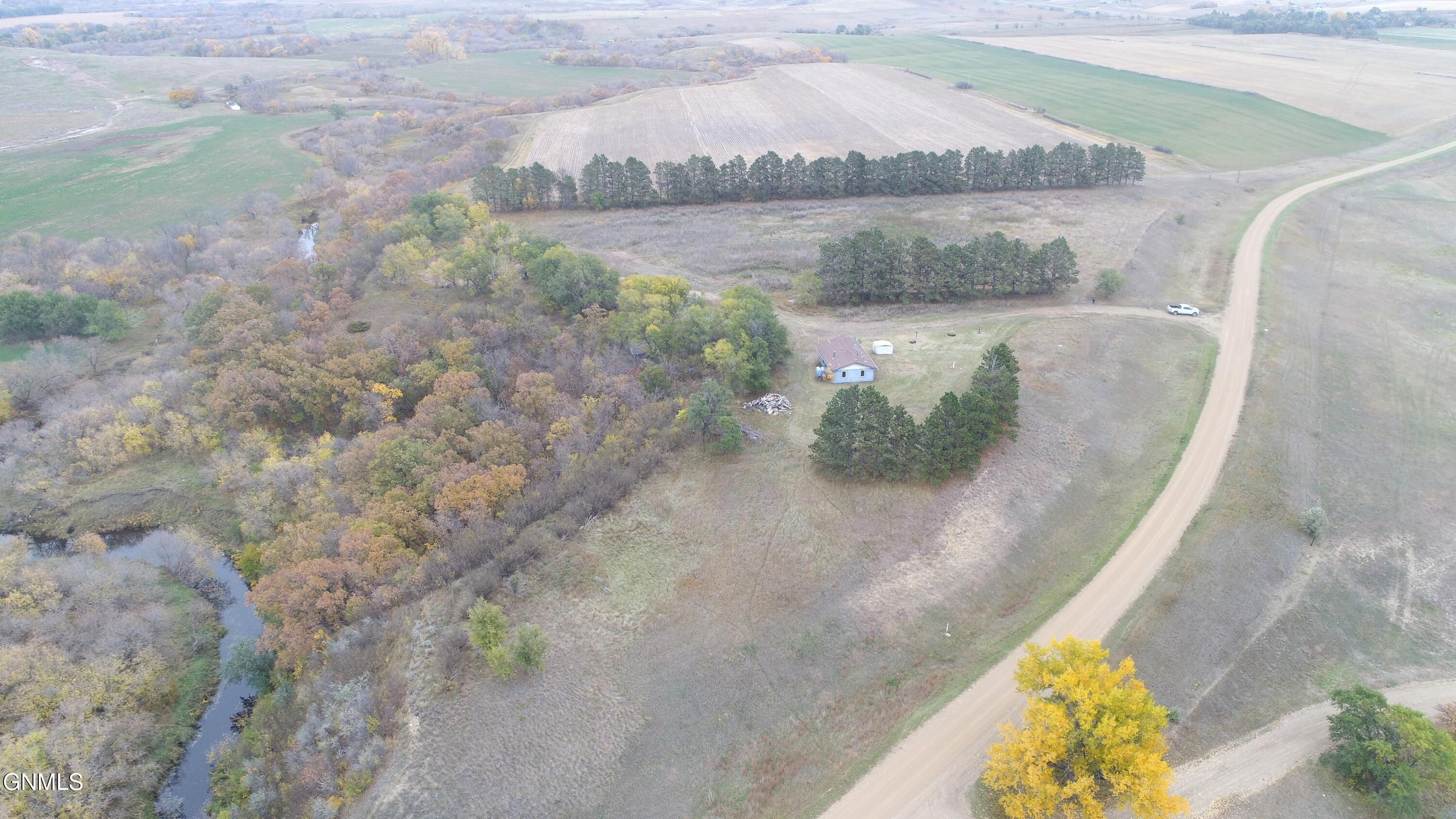 main property photo 17