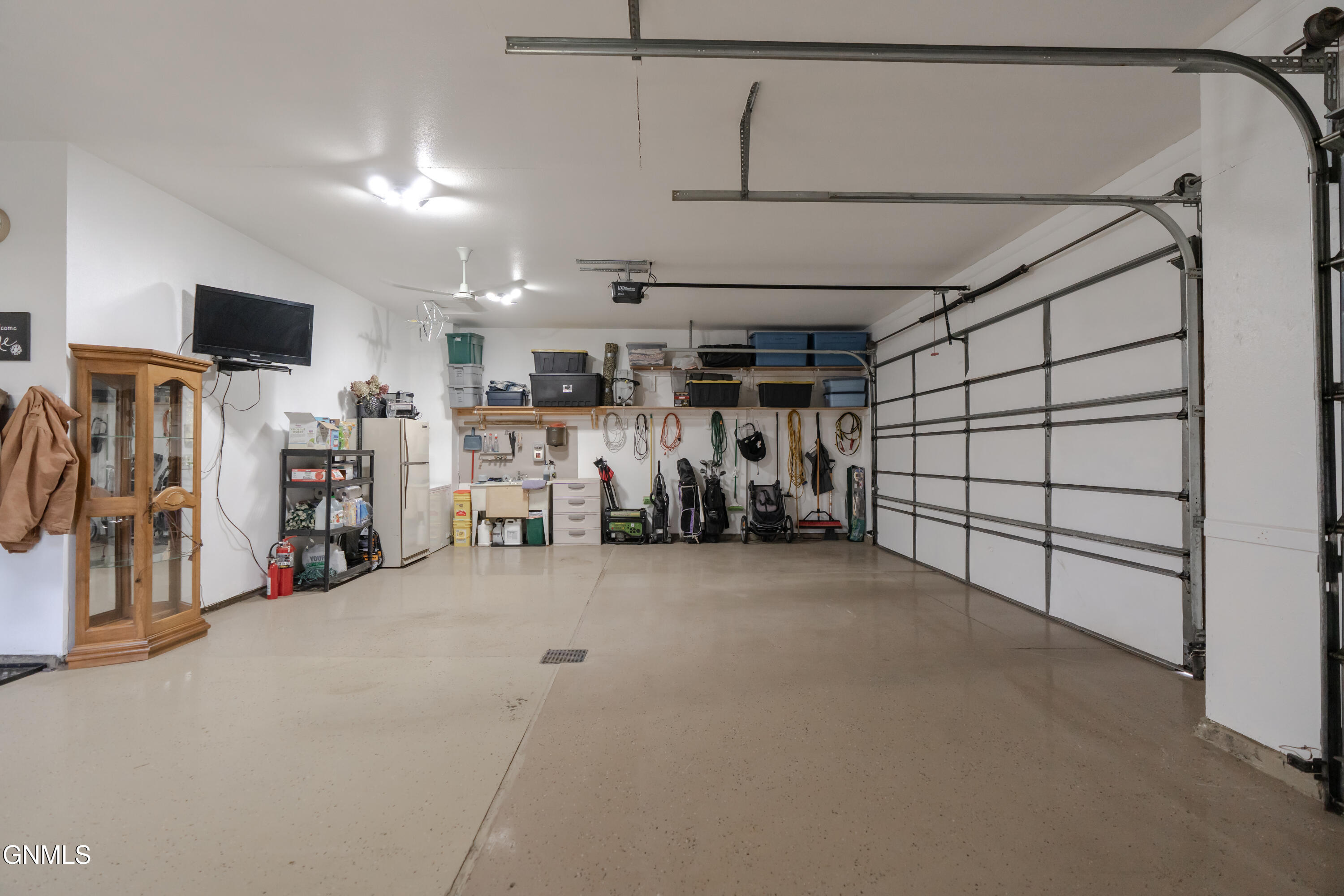 main property photo 69