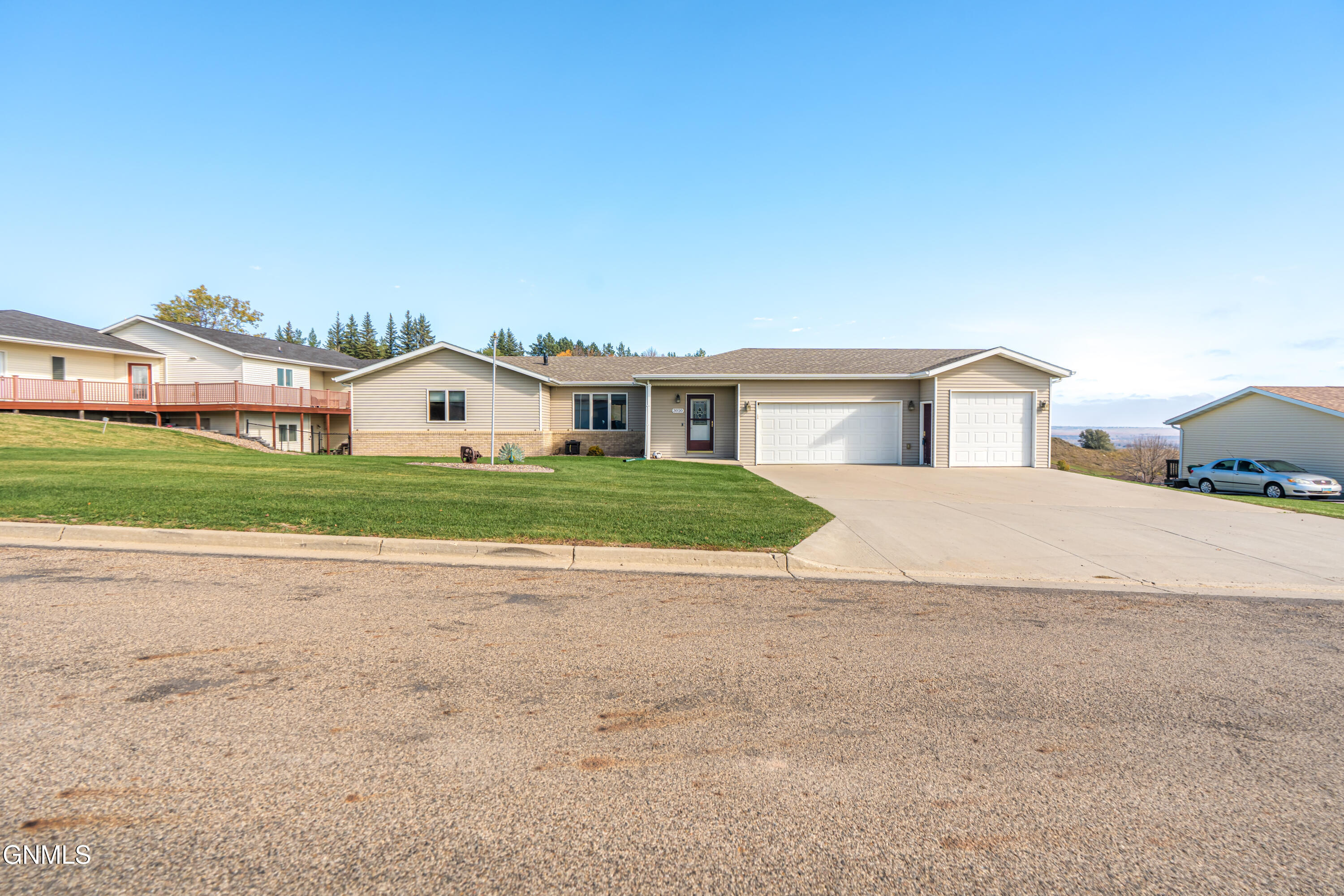 main property photo 67