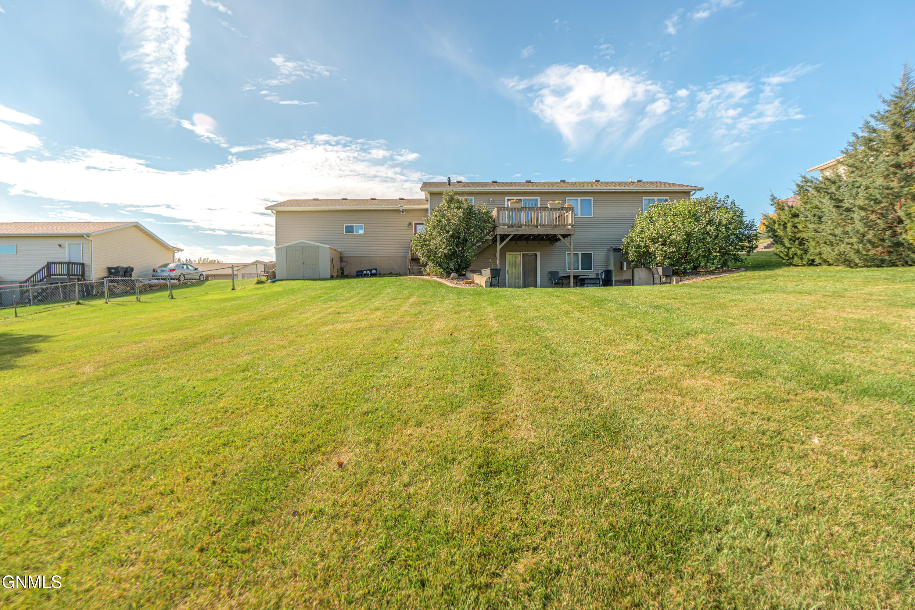 main property photo 78