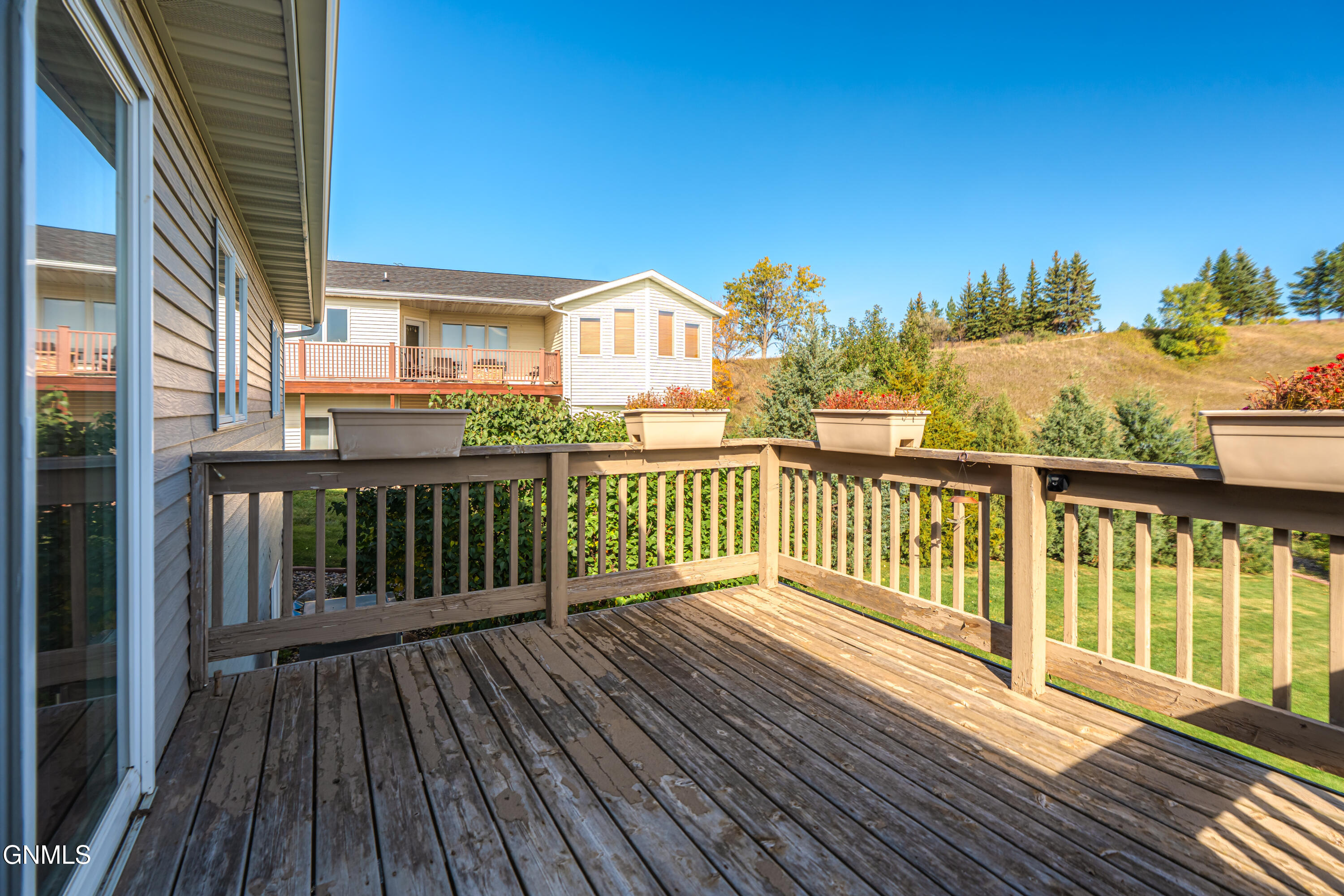 main property photo 83
