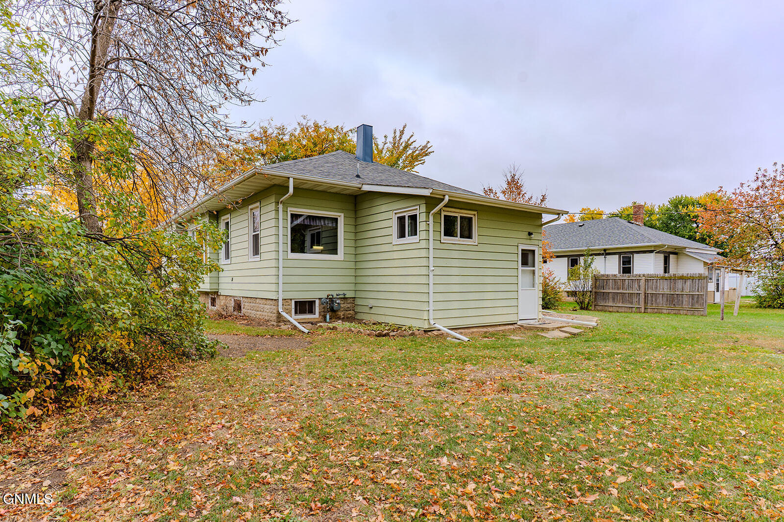 main property photo 45
