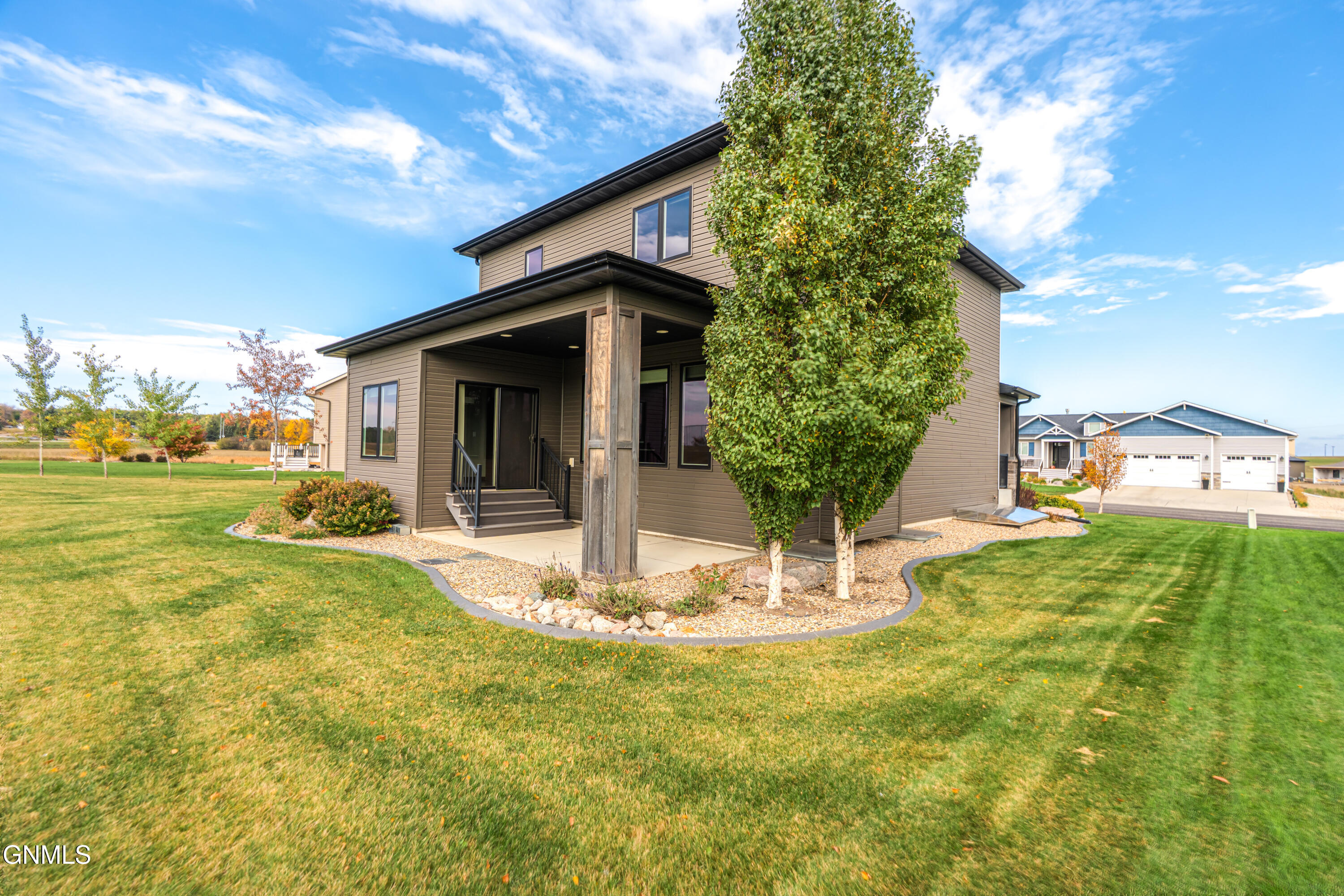 main property photo 81