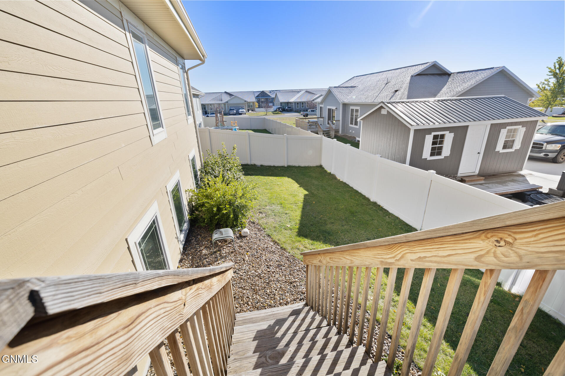 main property photo 7