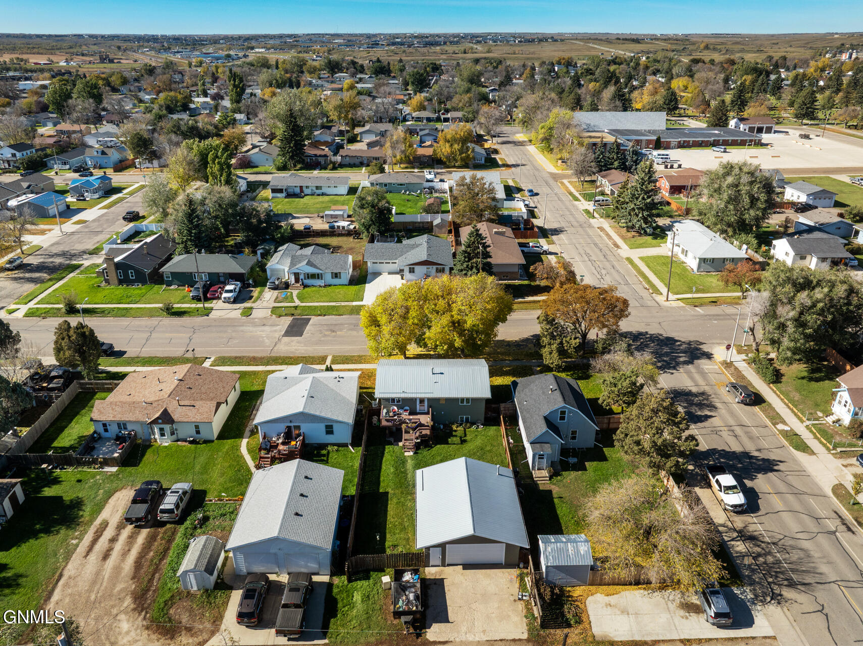 main property photo 10
