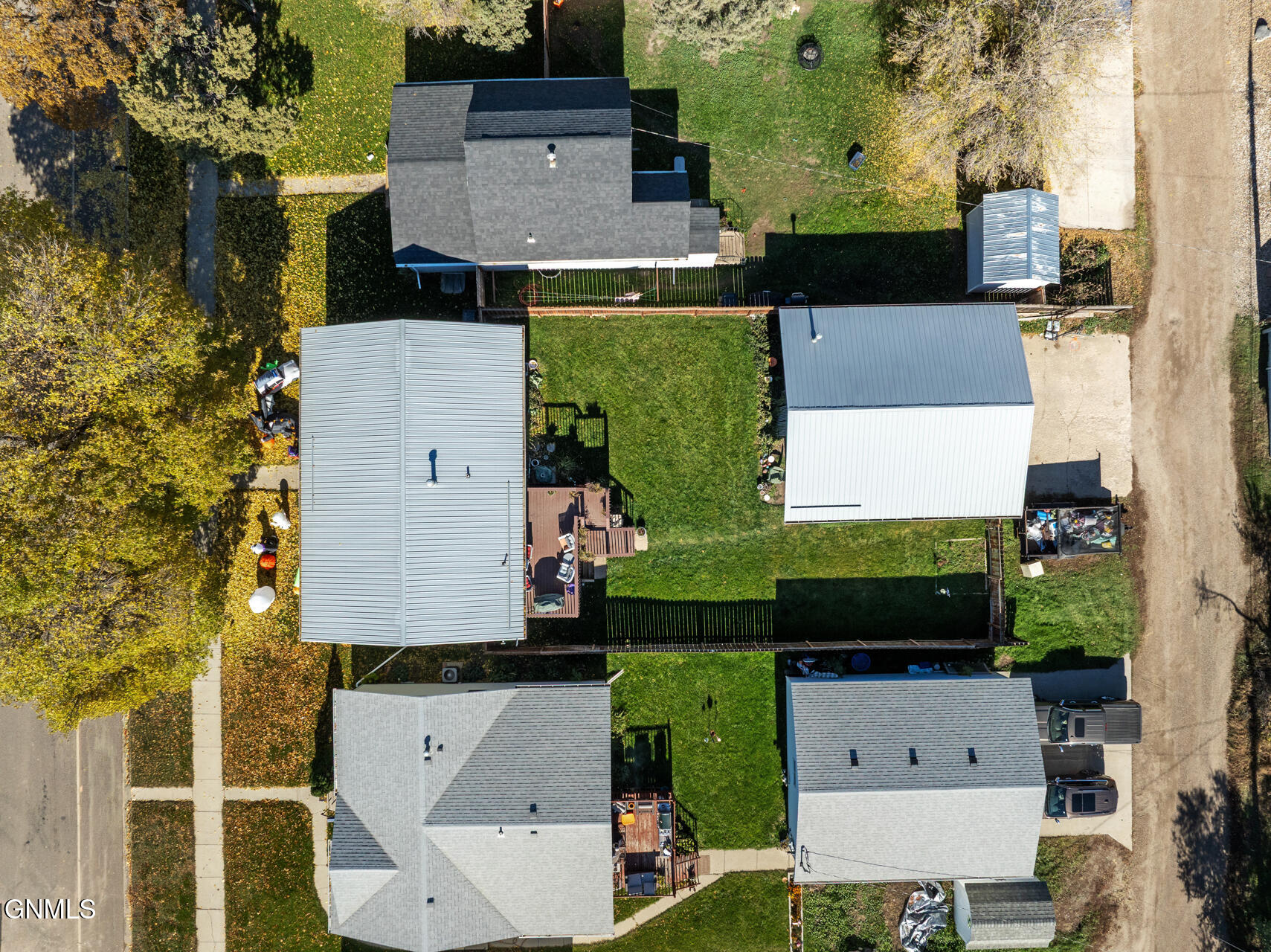 main property photo 12