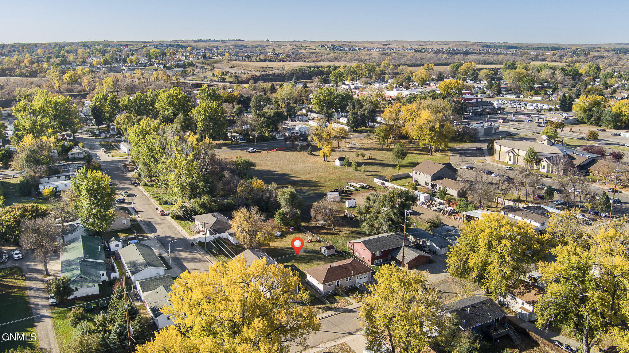 main property photo 32