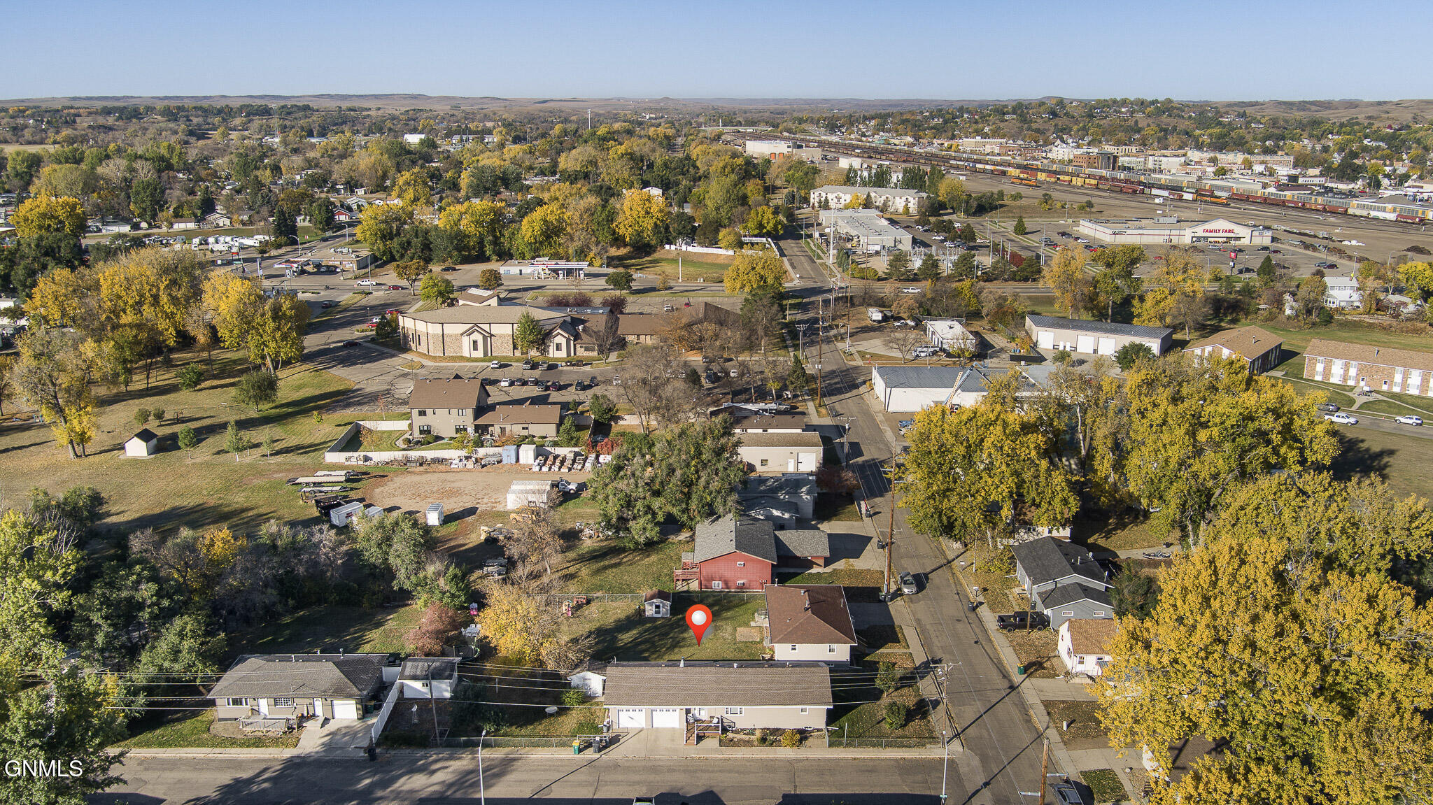 main property photo 34