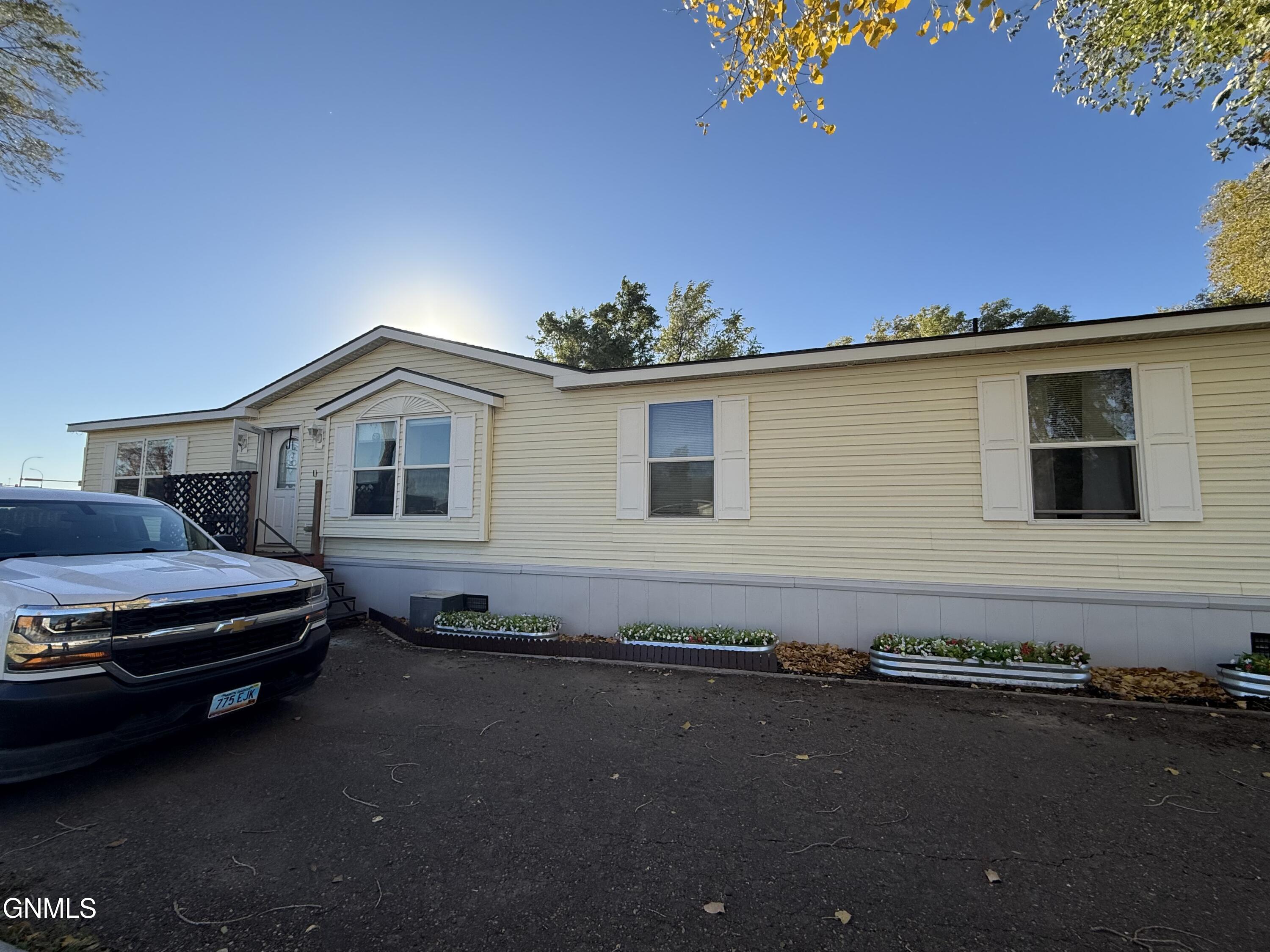 main property photo 0