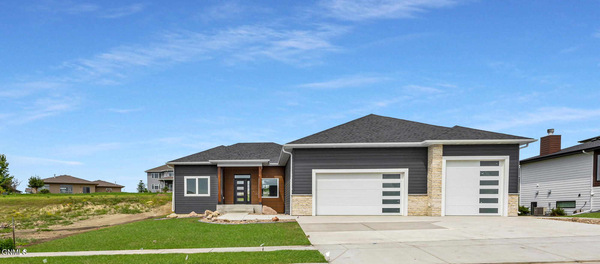 main property photo 57