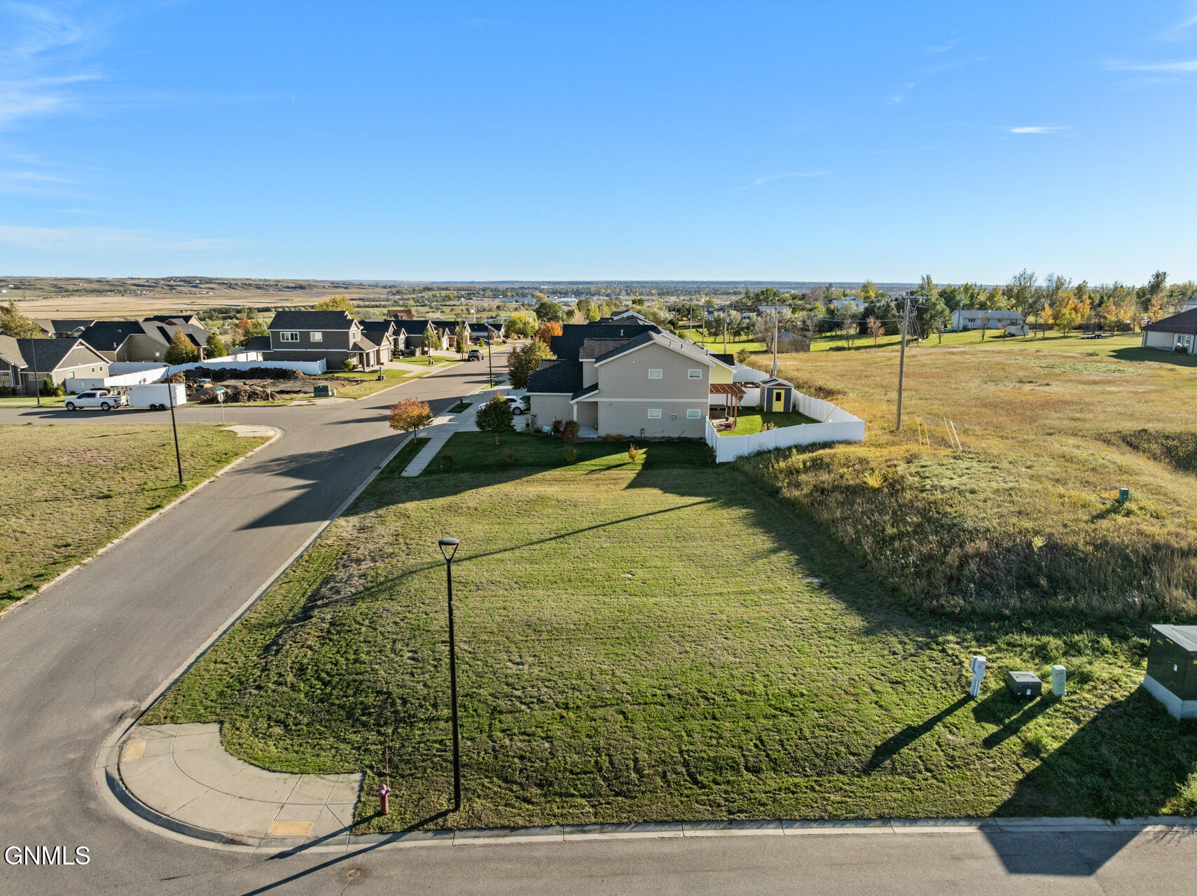 main property photo 7