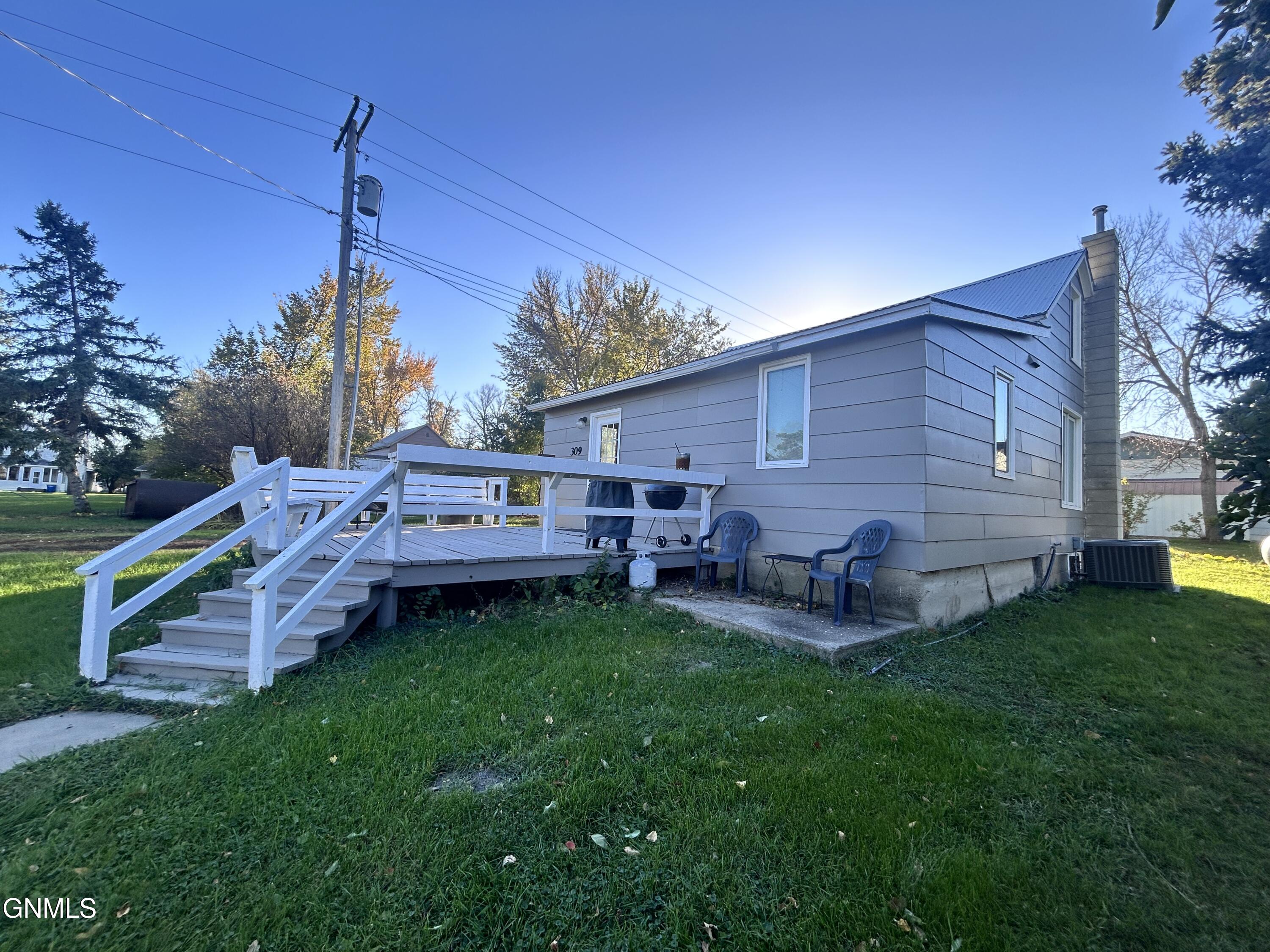 main property photo 0