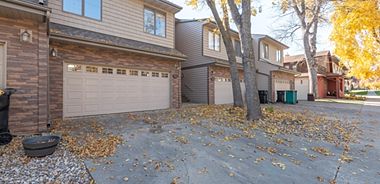 image of property with 3 Bed | 4 Bath | 3,180 Sqft