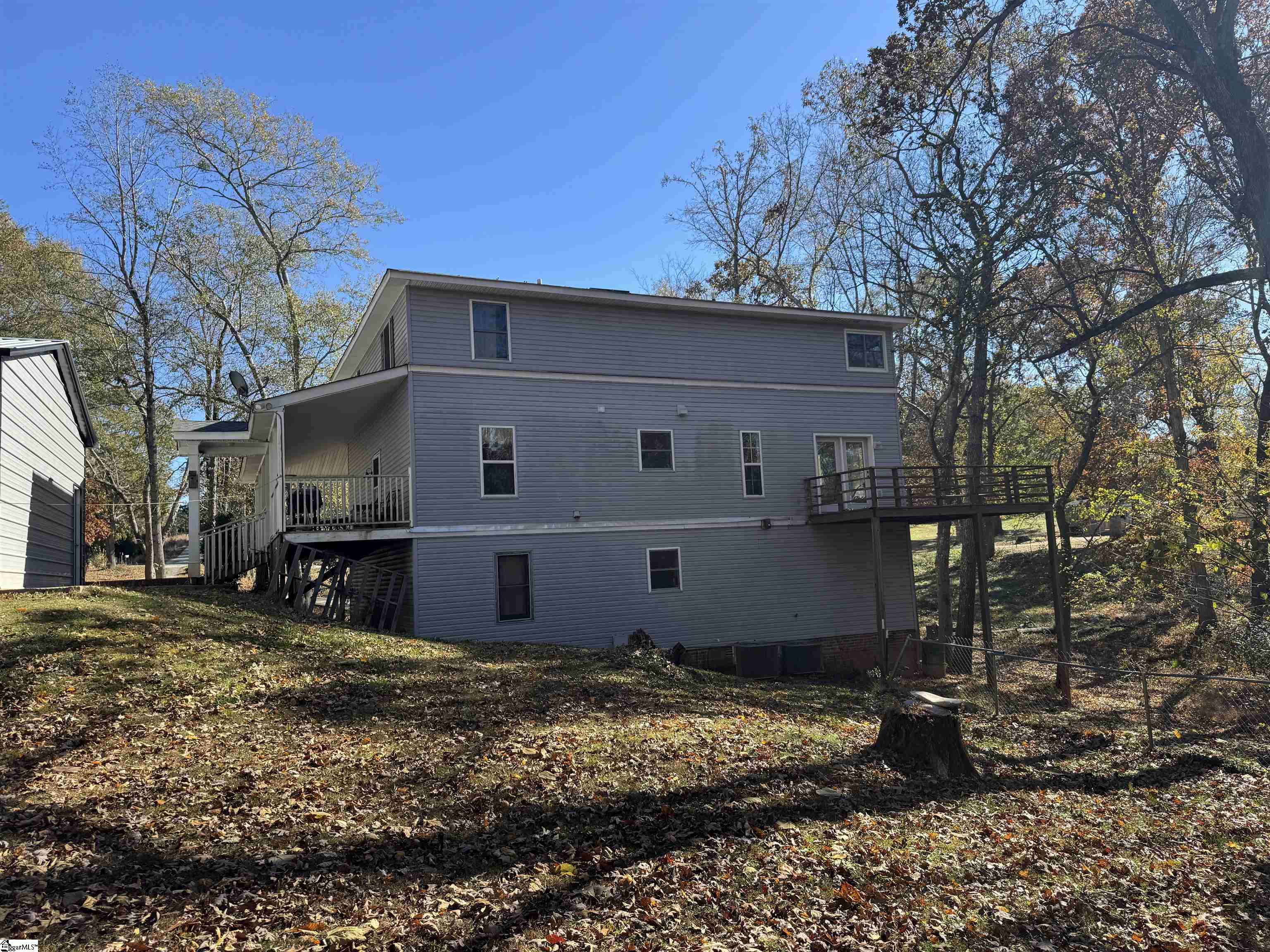 main property photo 41